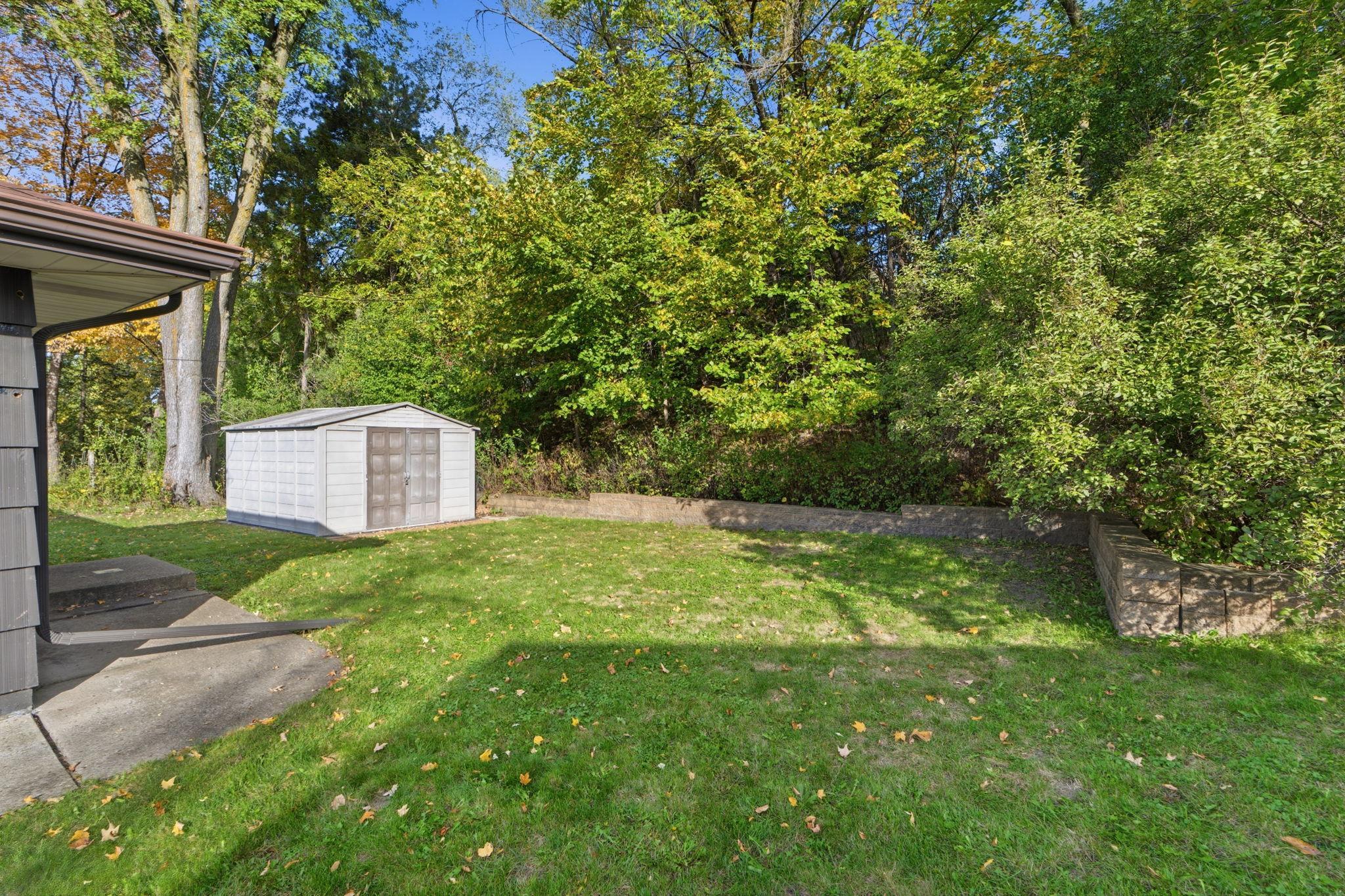View of Residential at 443 Eldridge Avenue, Roseville MN 55113, Roseville (34 of 35) - Mike Wilen | Minnesota Team Real Estate