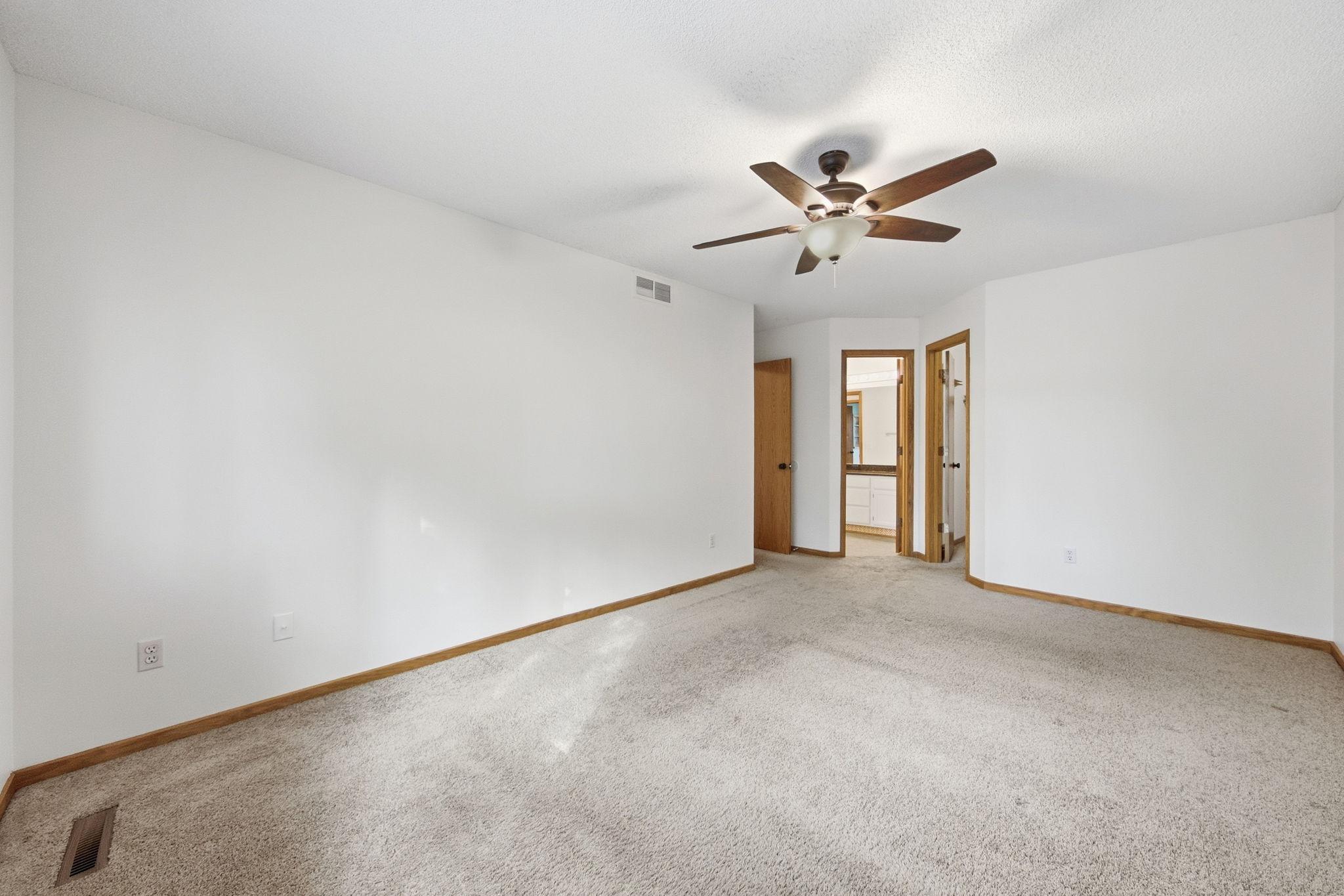 View of Residential at 14334 Heywood Avenue, Apple Valley MN 55124, Apple Valley (19 of 33) - Mike Wilen | Minnesota Team Real Estate
