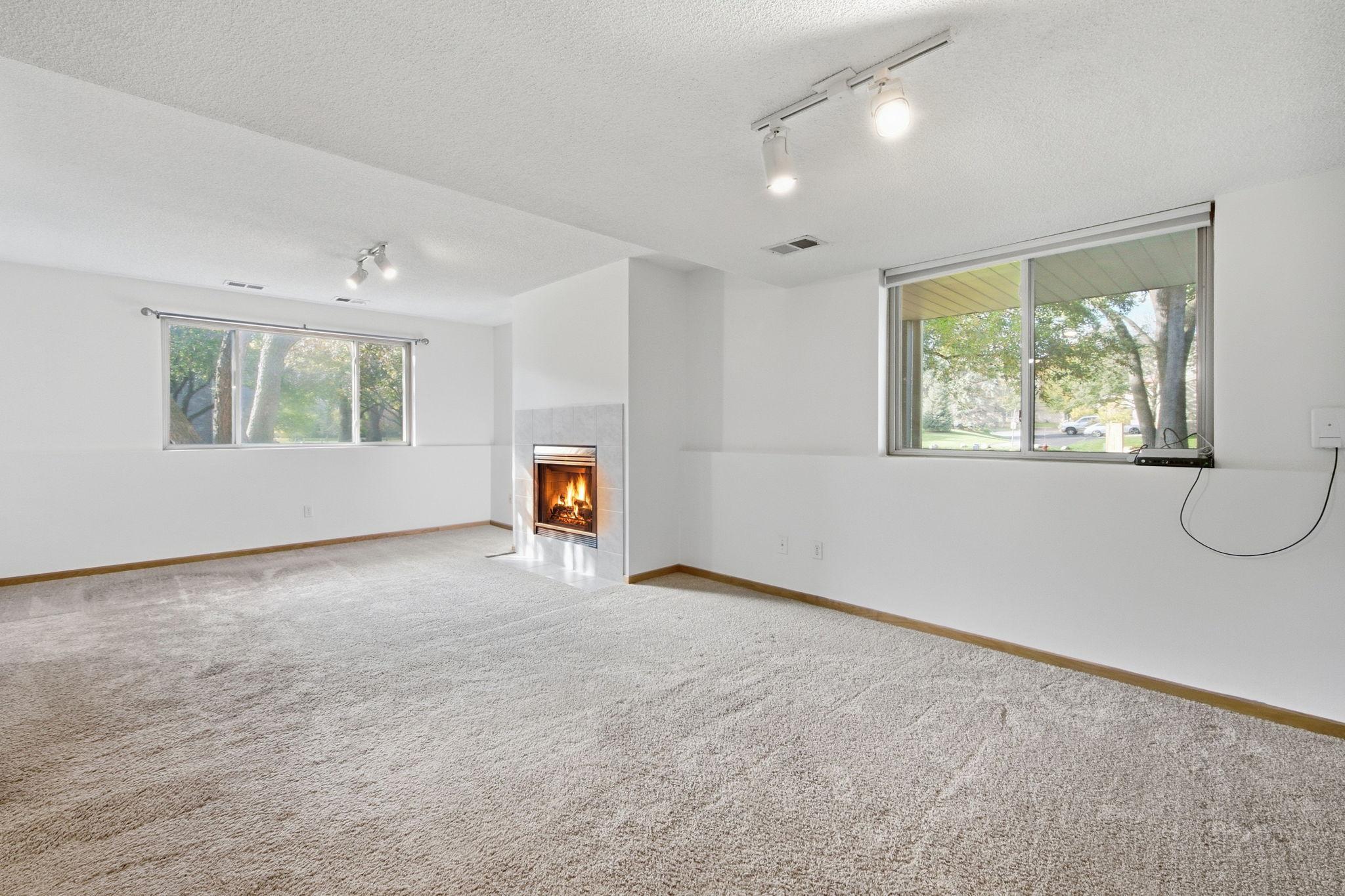 View of Residential at 14334 Heywood Avenue, Apple Valley MN 55124, Apple Valley (14 of 33) - Mike Wilen | Minnesota Team Real Estate