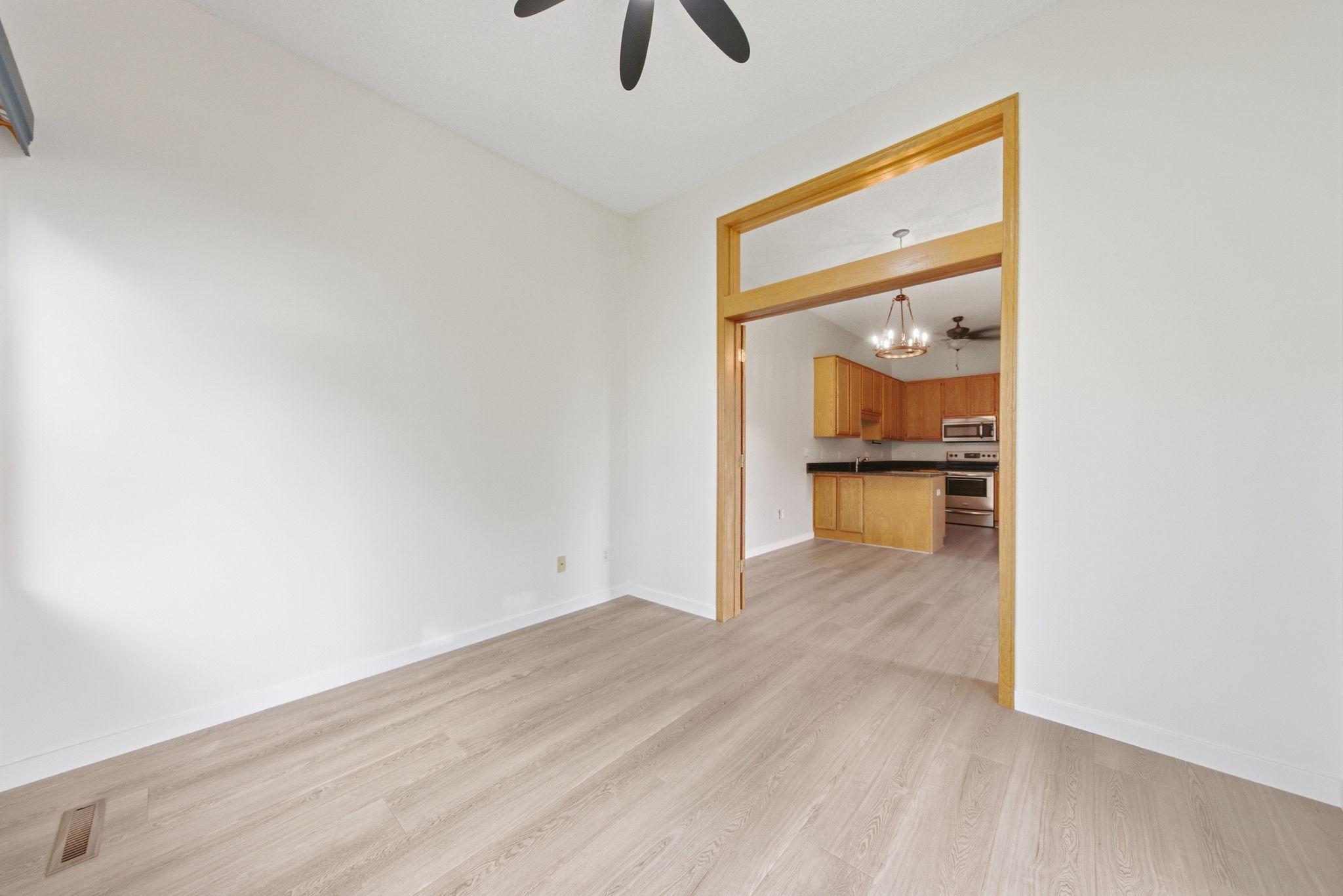 View of Residential at 14334 Heywood Avenue, Apple Valley MN 55124, Apple Valley (10 of 33) - Mike Wilen | Minnesota Team Real Estate