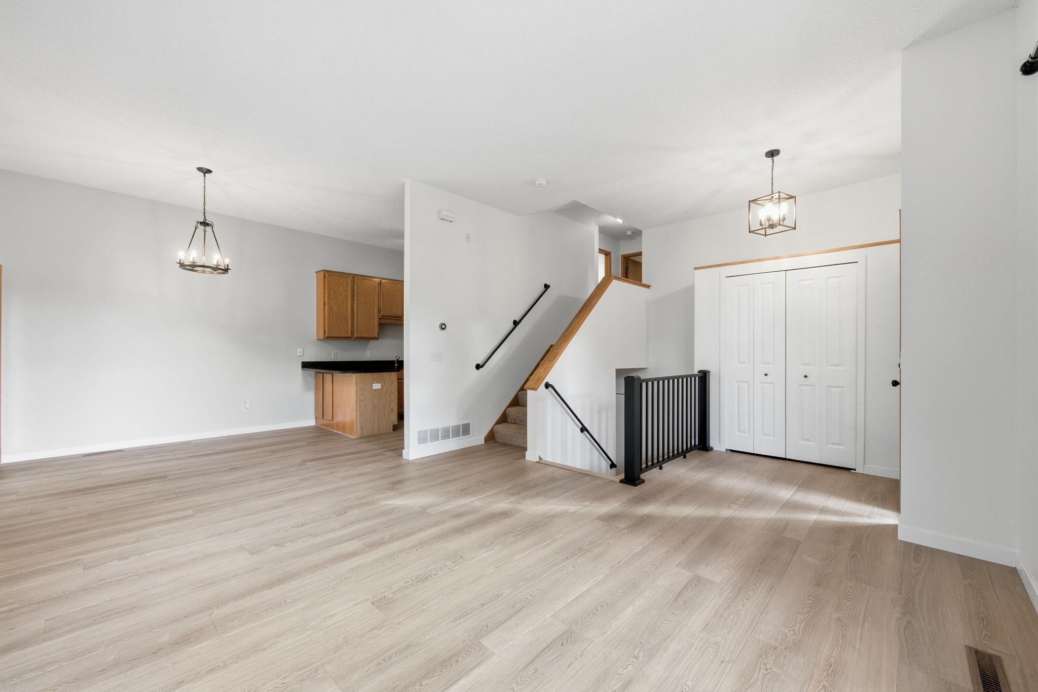 View of Residential at 14334 Heywood Avenue, Apple Valley MN 55124, Apple Valley (6 of 33) - Mike Wilen | Minnesota Team Real Estate