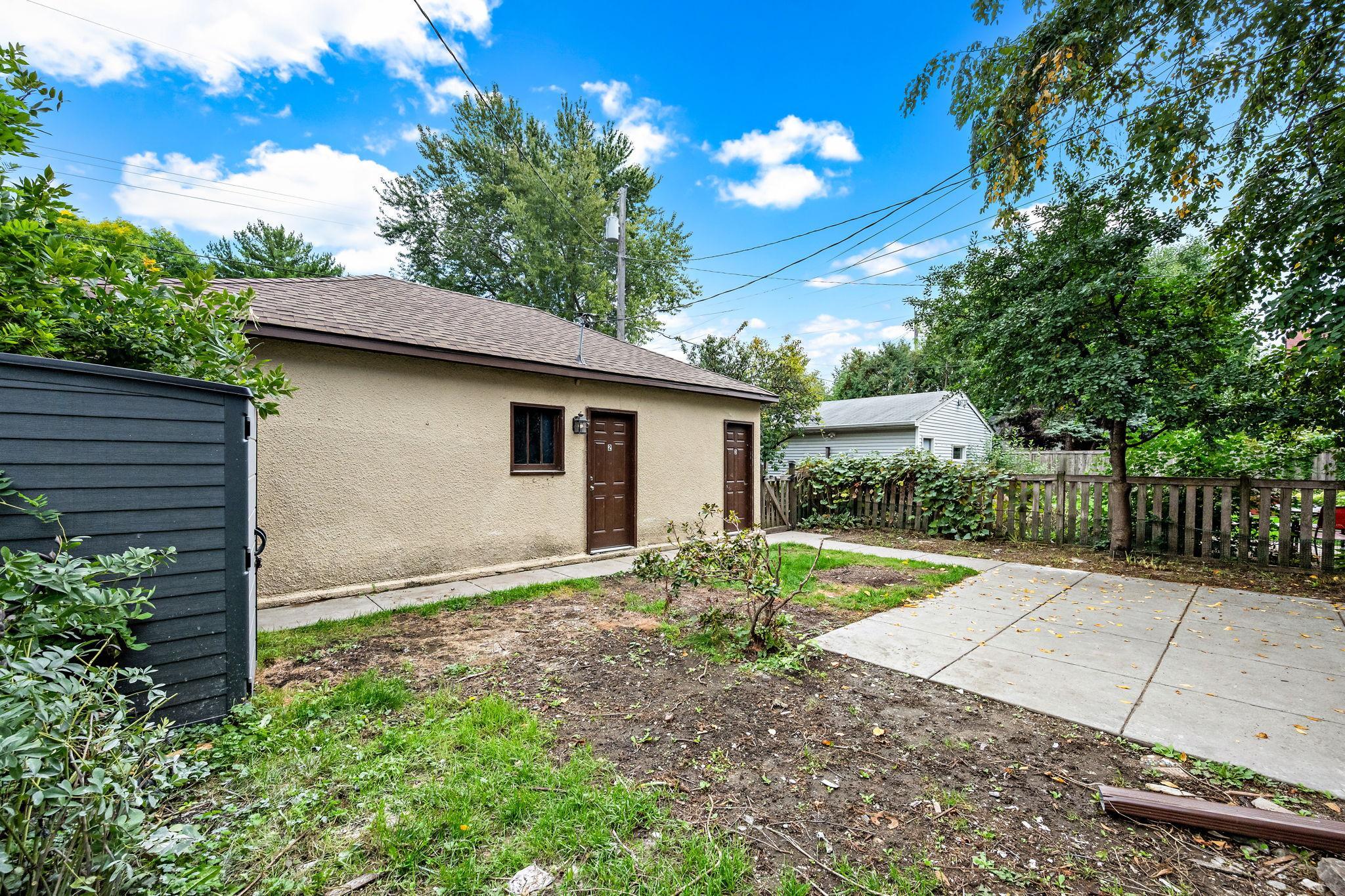 View of Residential Income at 2731 Fremont Avenue, Minneapolis MN 55408, Minneapolis (38 of 43) - Mike Wilen | Minnesota Team Real Estate