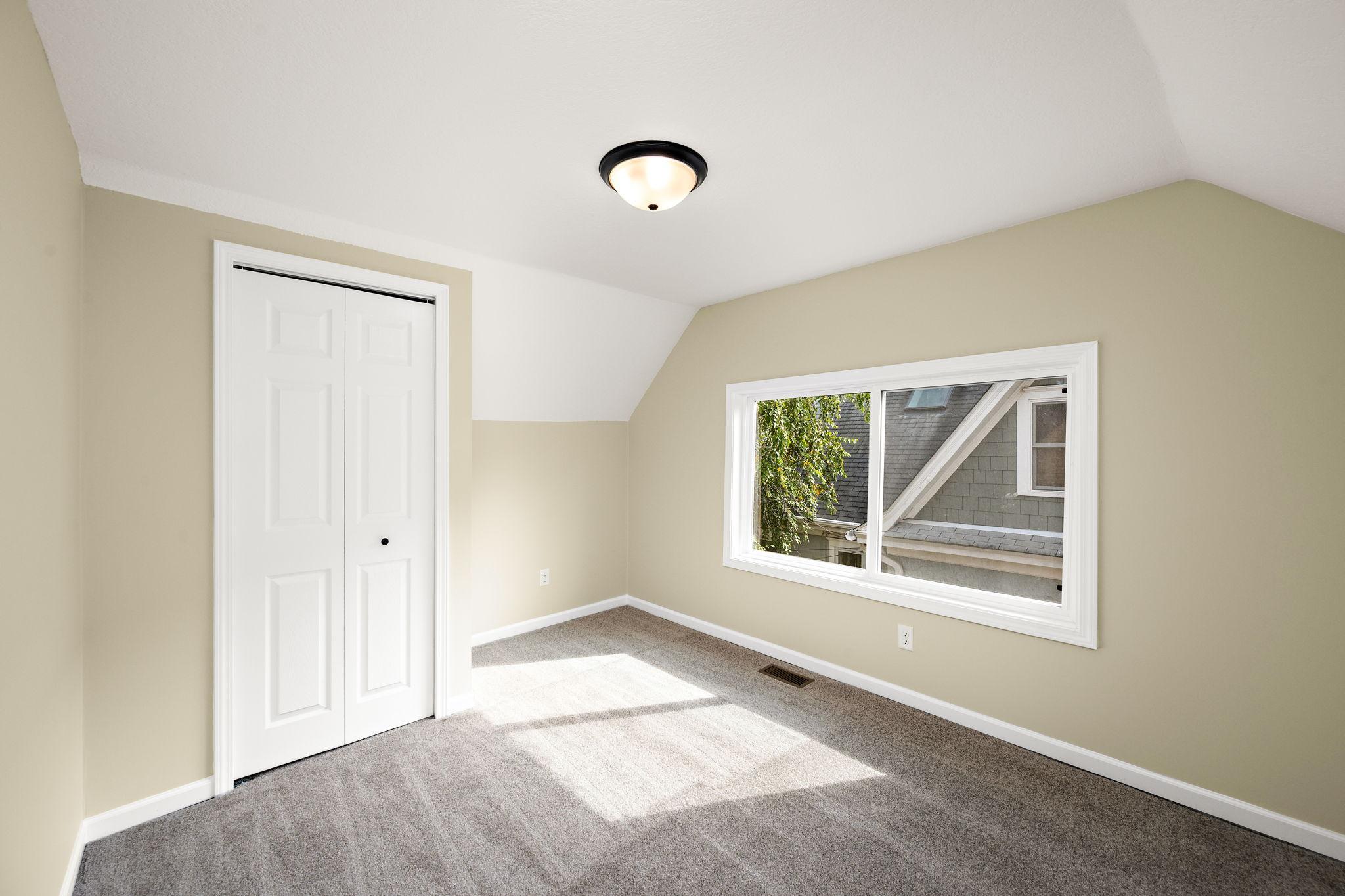 View of Residential Income at 2731 Fremont Avenue, Minneapolis MN 55408, Minneapolis (33 of 43) - Mike Wilen | Minnesota Team Real Estate