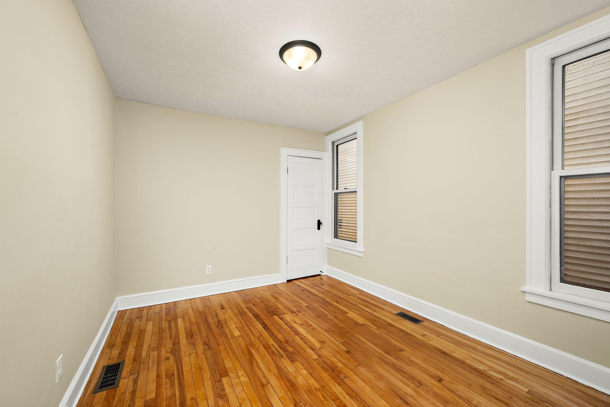 View of Residential Income at 2731 Fremont Avenue, Minneapolis MN 55408, Minneapolis (14 of 43) - Mike Wilen | Minnesota Team Real Estate