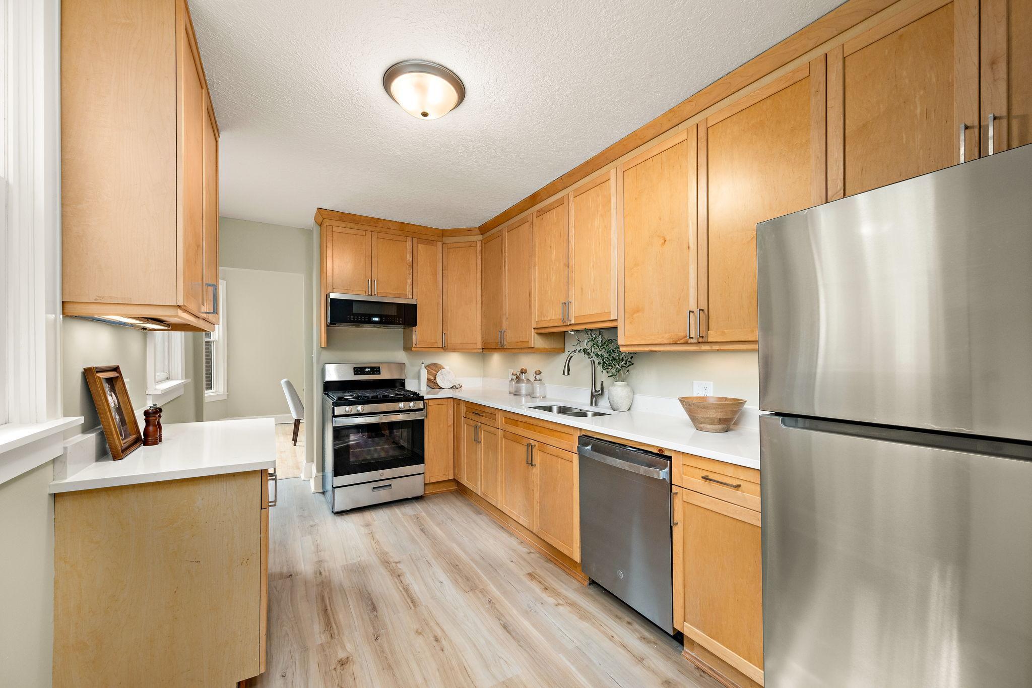 View of Residential Income at 2731 Fremont Avenue, Minneapolis MN 55408, Minneapolis (10 of 43) - Mike Wilen | Minnesota Team Real Estate