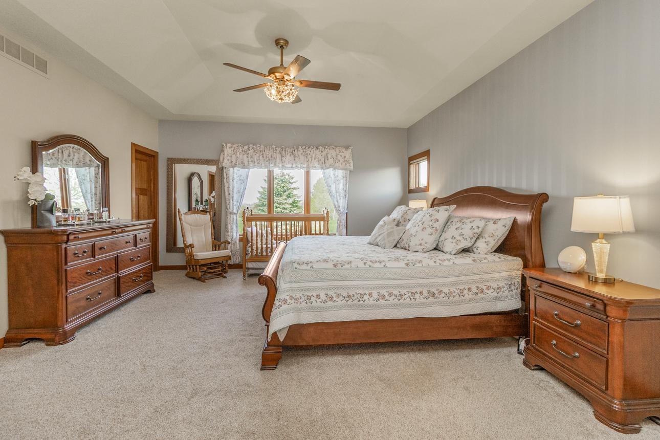View of Residential at 21872 Carrbridge Court, Lakeville MN 55044, Lakeville (19 of 45) - Mike Wilen | Minnesota Team Real Estate