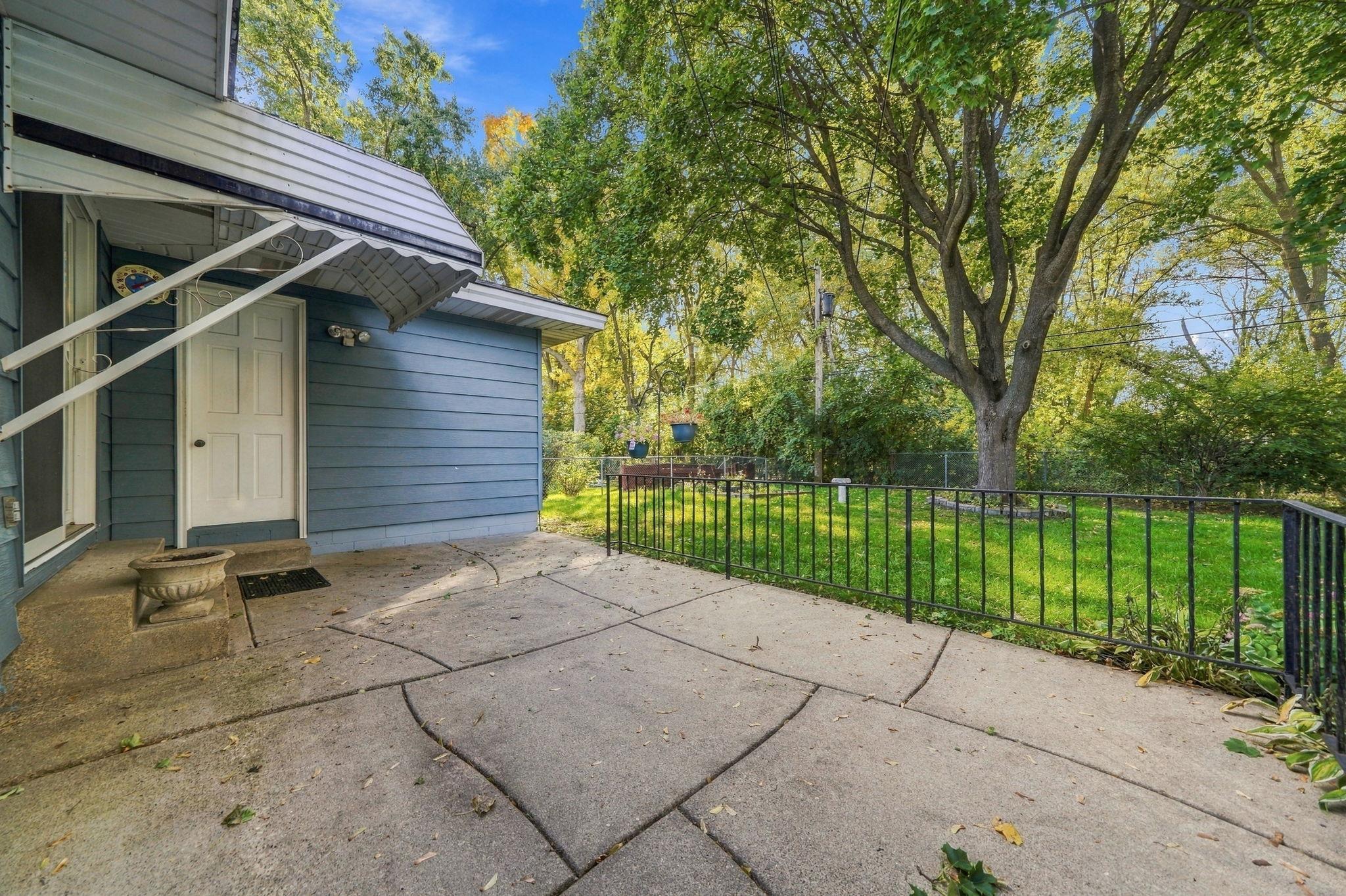 View of Residential at 6131 Lee Avenue, Brooklyn Center MN 55429, Brooklyn Center (47 of 52) - Mike Wilen | Minnesota Team Real Estate