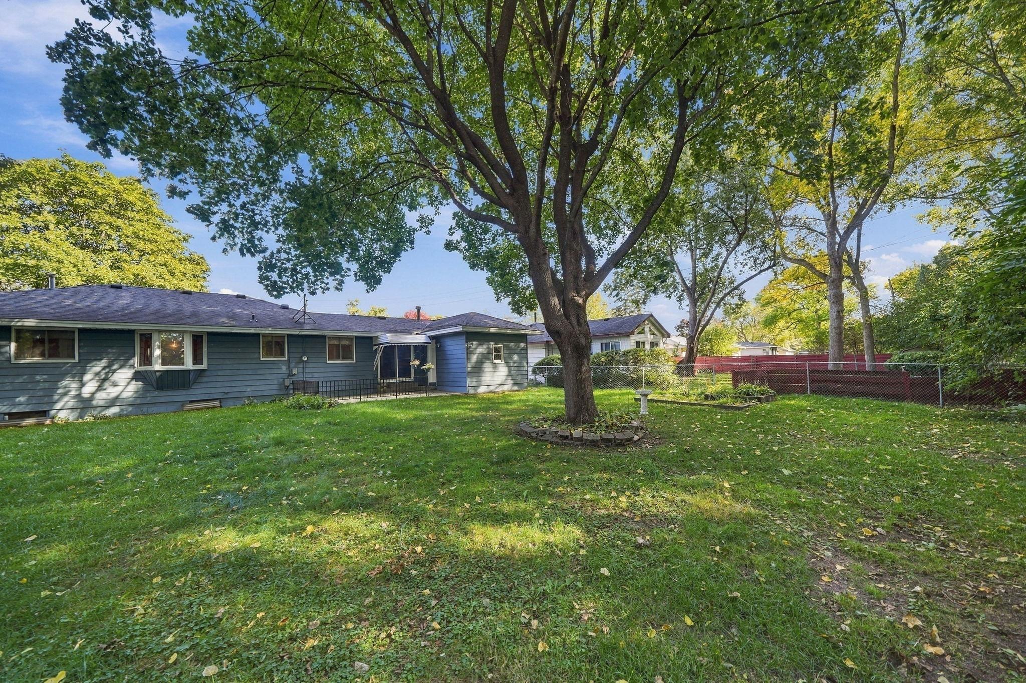 View of Residential at 6131 Lee Avenue, Brooklyn Center MN 55429, Brooklyn Center (44 of 52) - Mike Wilen | Minnesota Team Real Estate