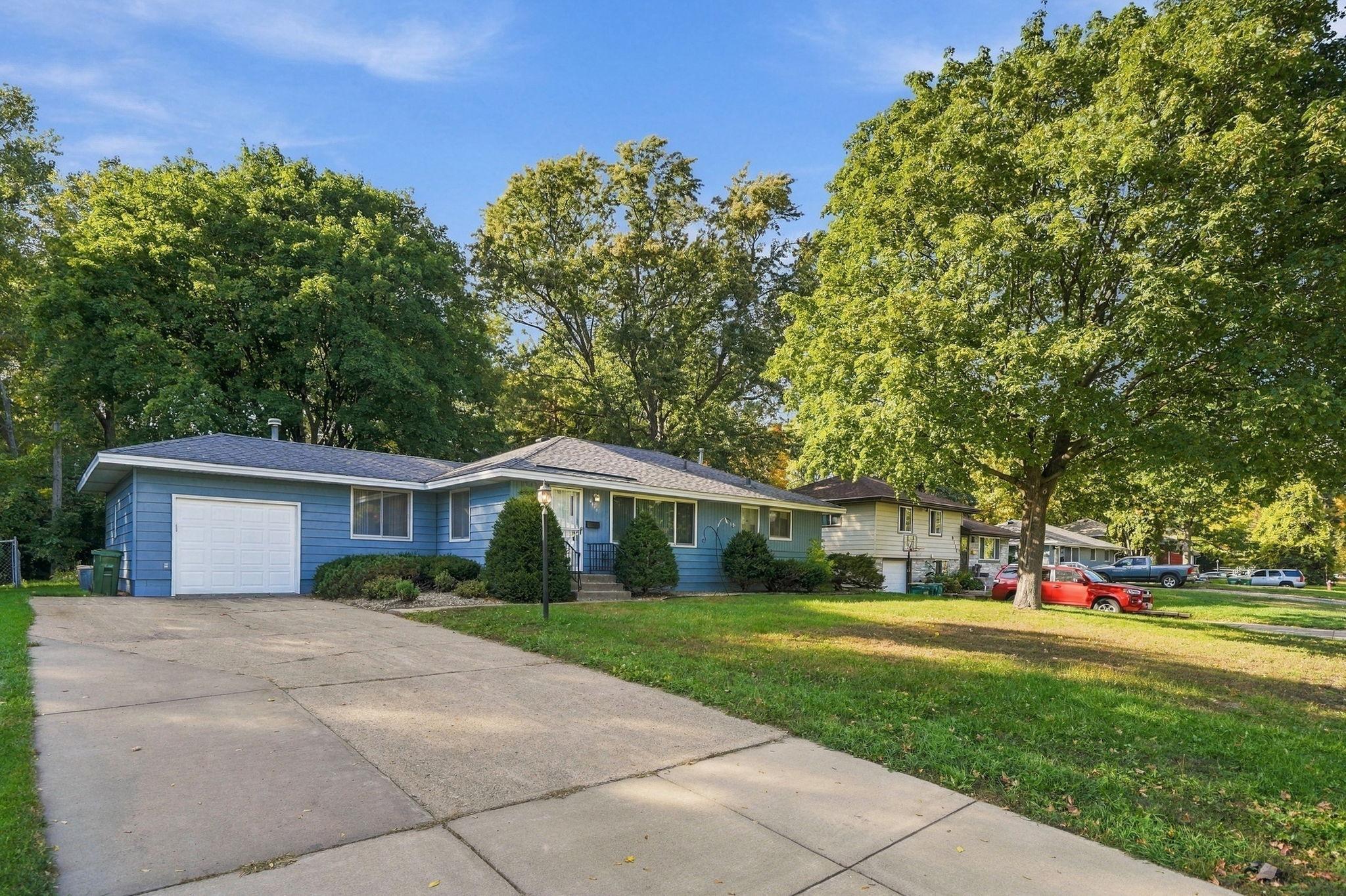 View of Residential at 6131 Lee Avenue, Brooklyn Center MN 55429, Brooklyn Center (41 of 52) - Mike Wilen | Minnesota Team Real Estate