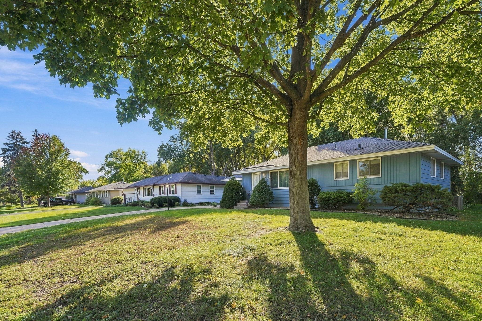 View of Residential at 6131 Lee Avenue, Brooklyn Center MN 55429, Brooklyn Center (40 of 52) - Mike Wilen | Minnesota Team Real Estate