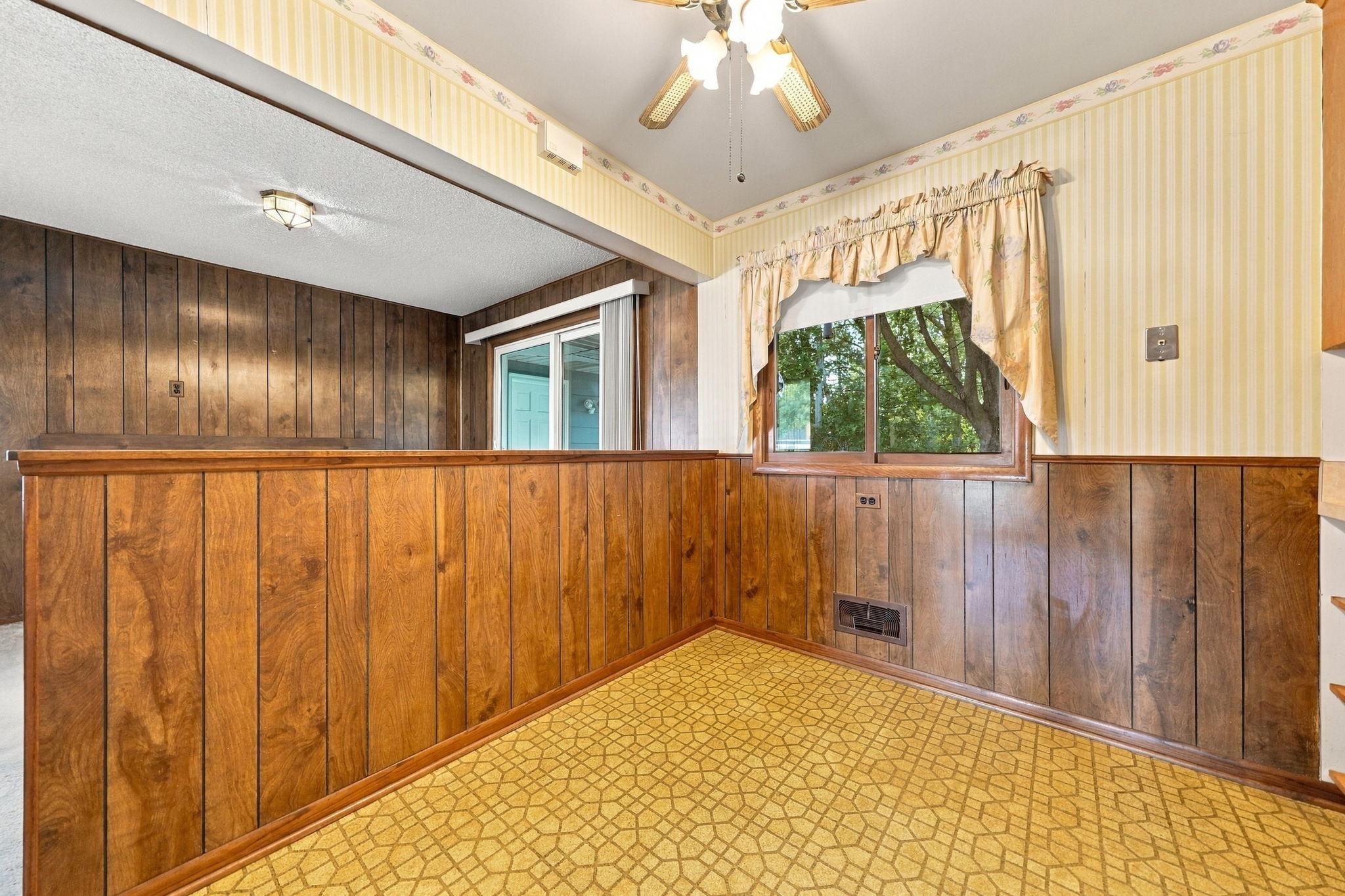 View of Residential at 6131 Lee Avenue, Brooklyn Center MN 55429, Brooklyn Center (25 of 52) - Mike Wilen | Minnesota Team Real Estate