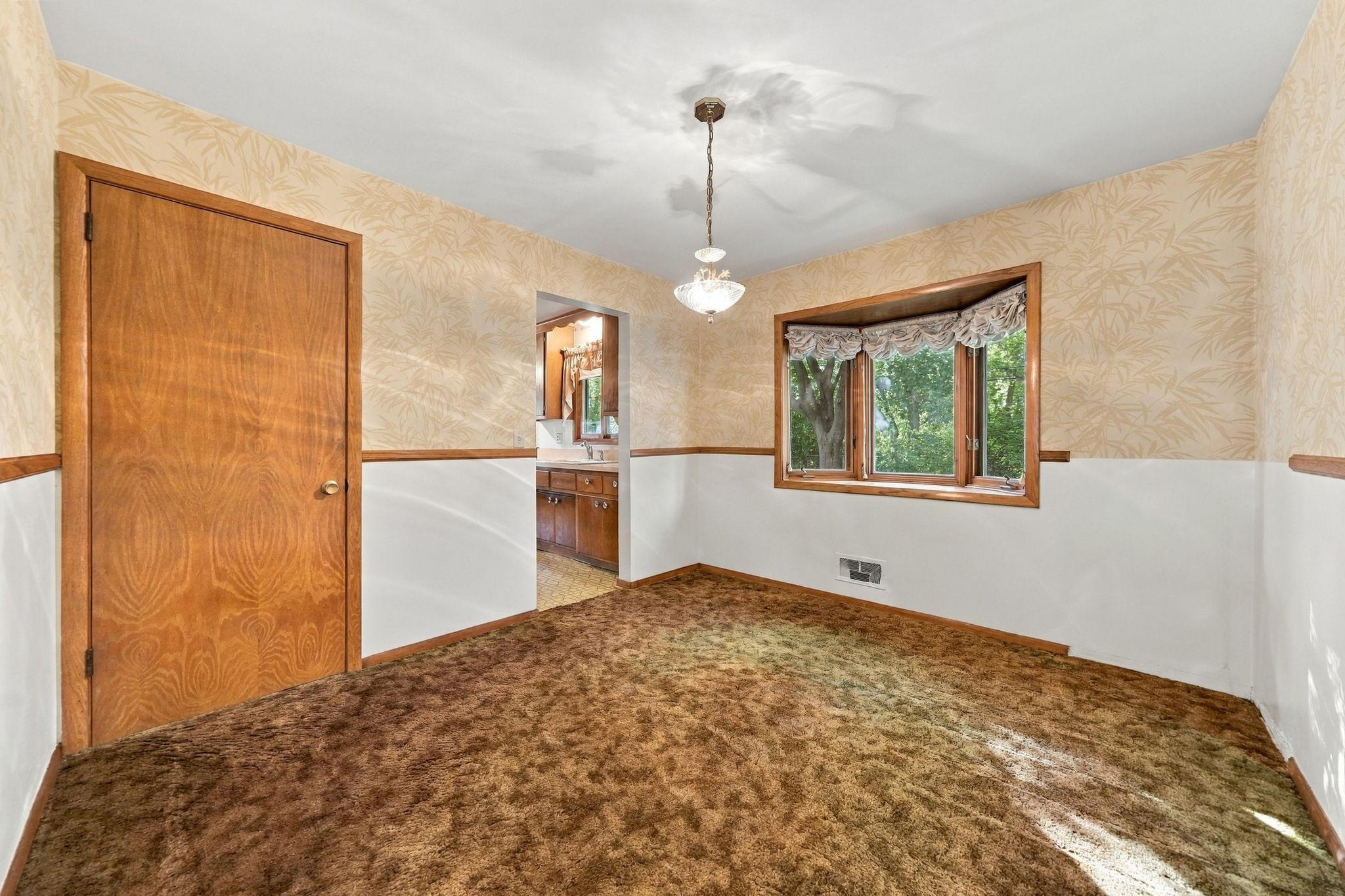 View of Residential at 6131 Lee Avenue, Brooklyn Center MN 55429, Brooklyn Center (14 of 52) - Mike Wilen | Minnesota Team Real Estate
