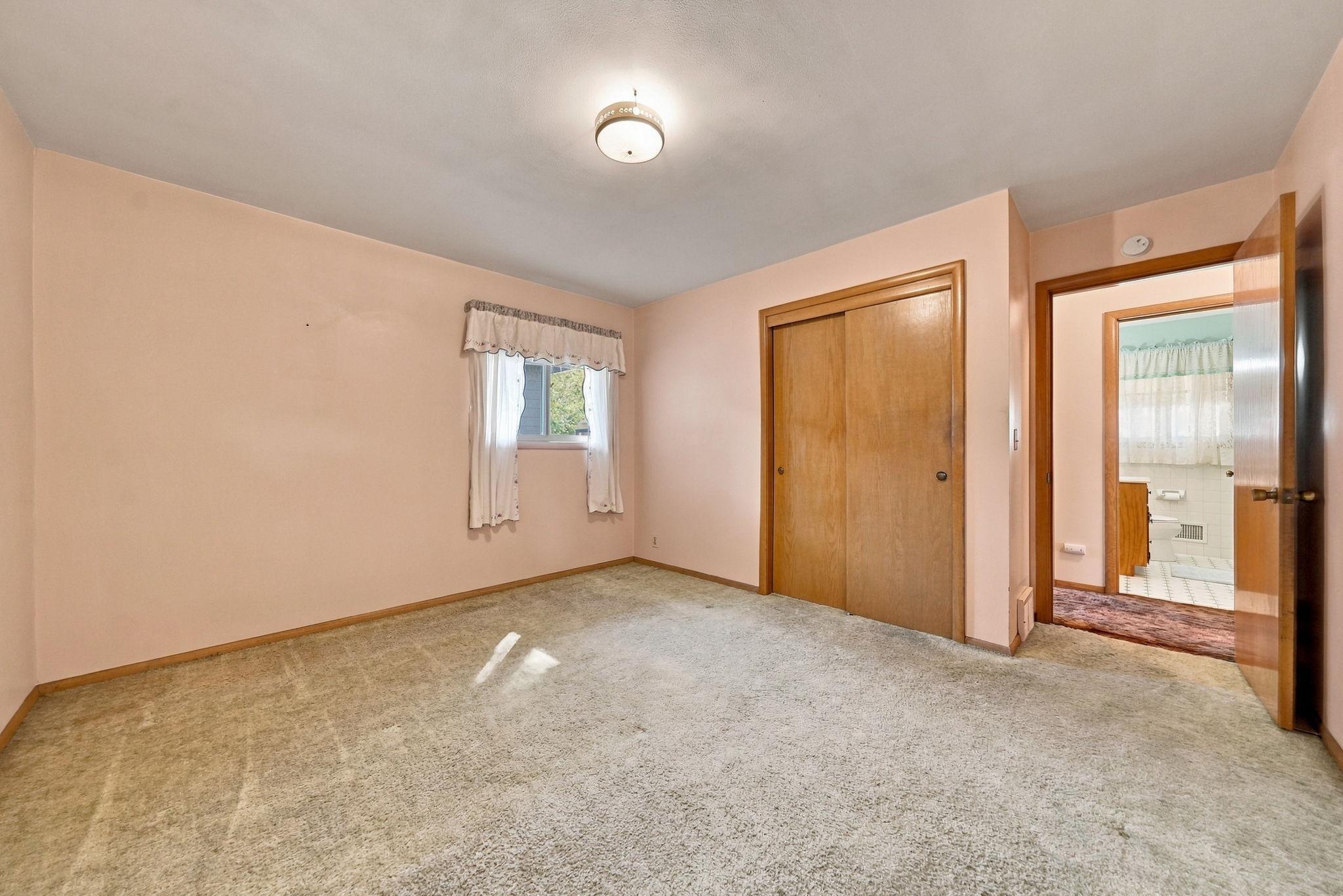 View of Residential at 6131 Lee Avenue, Brooklyn Center MN 55429, Brooklyn Center (10 of 52) - Mike Wilen | Minnesota Team Real Estate
