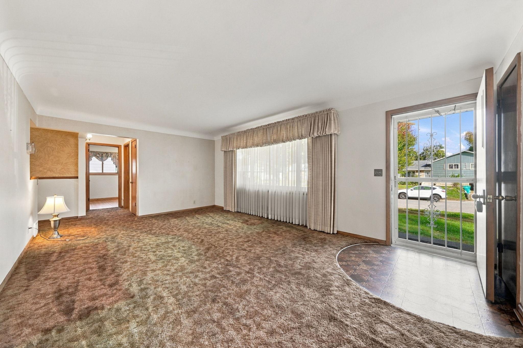 View of Residential at 6131 Lee Avenue, Brooklyn Center MN 55429, Brooklyn Center (4 of 52) - Mike Wilen | Minnesota Team Real Estate