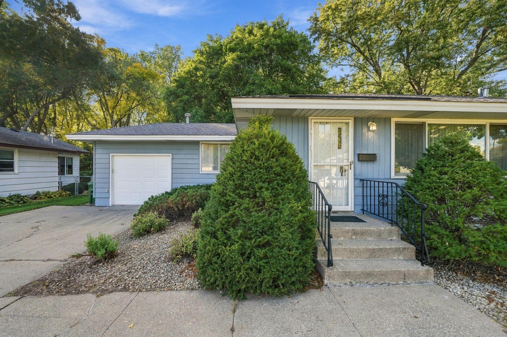 View of Residential at 6131 Lee Avenue, Brooklyn Center MN 55429, Brooklyn Center (2 of 52) - Mike Wilen | Minnesota Team Real Estate