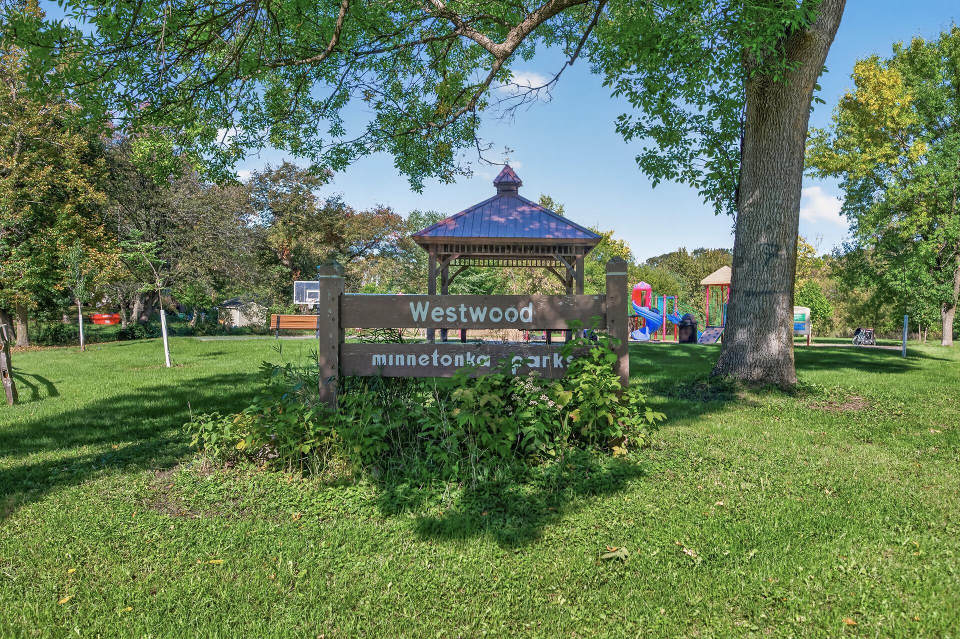 View of Residential at 300 Shelard Parkway #307, Saint Louis Park MN 55426, Saint Louis Park (27 of 28) - Mike Wilen | Minnesota Team Real Estate