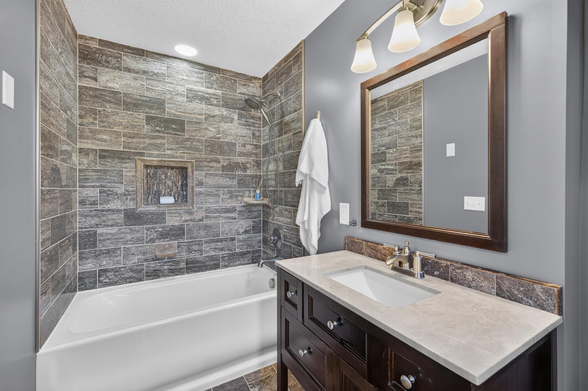 View of Residential at 300 Shelard Parkway #307, Saint Louis Park MN 55426, Saint Louis Park (21 of 28) - Mike Wilen | Minnesota Team Real Estate