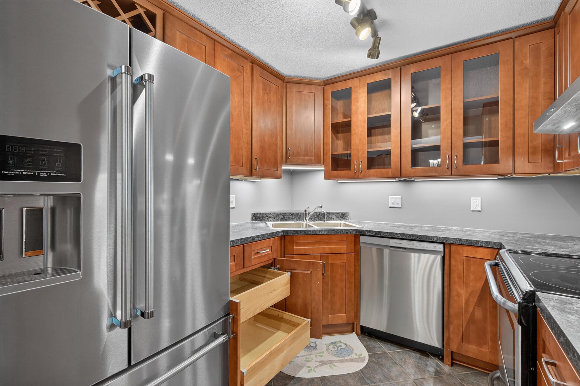 View of Residential at 300 Shelard Parkway #307, Saint Louis Park MN 55426, Saint Louis Park (10 of 28) - Mike Wilen | Minnesota Team Real Estate