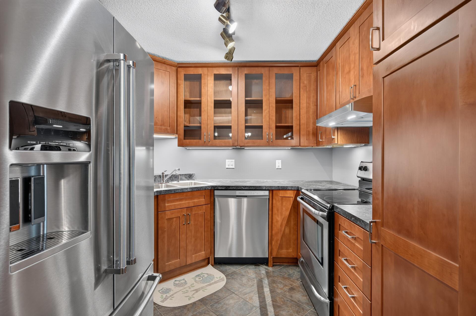 View of Residential at 300 Shelard Parkway #307, Saint Louis Park MN 55426, Saint Louis Park (9 of 28) - Mike Wilen | Minnesota Team Real Estate