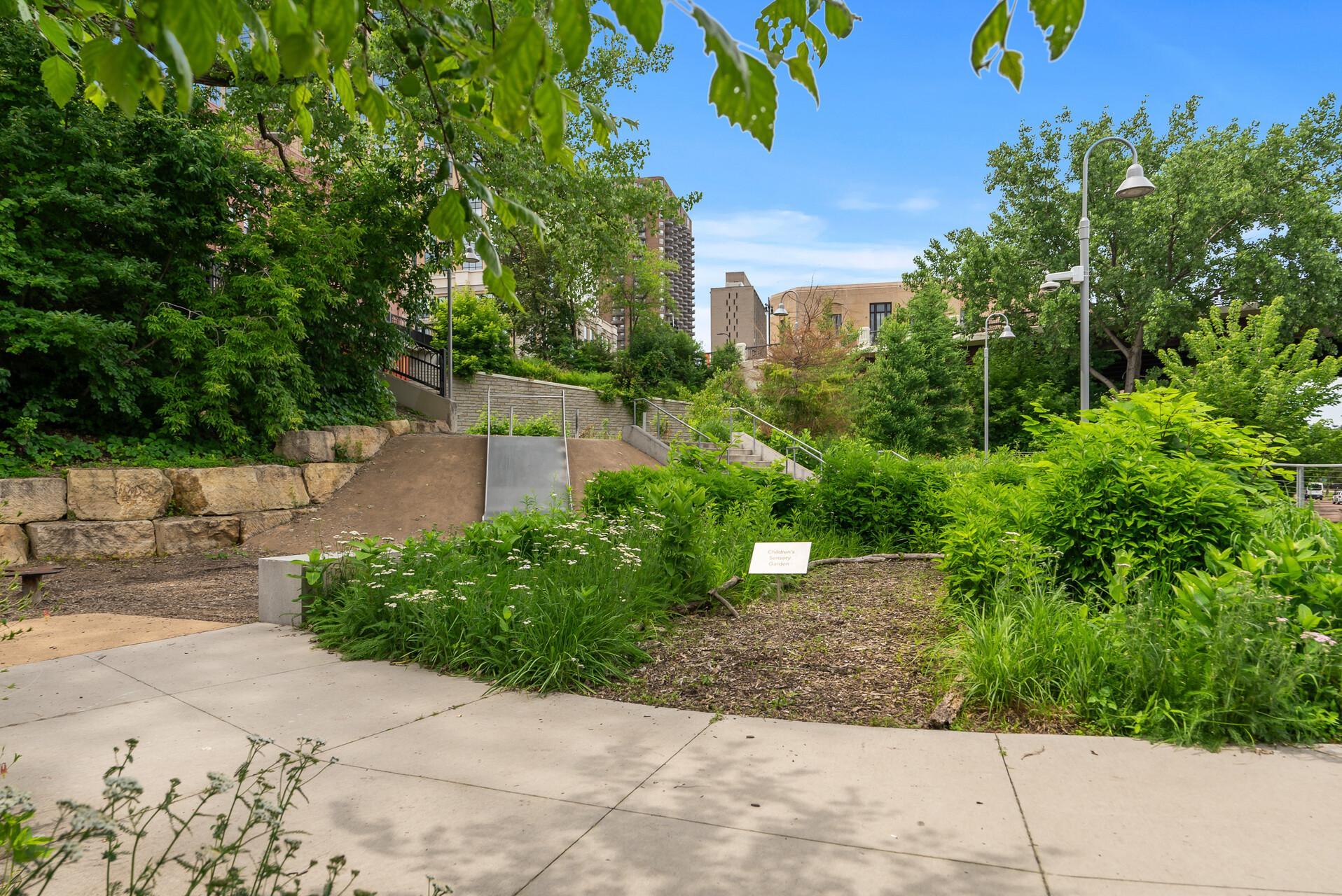 View of Residential at 250 Park Avenue #215, Minneapolis MN 55415, Minneapolis (87 of 96) - Mike Wilen | Minnesota Team Real Estate