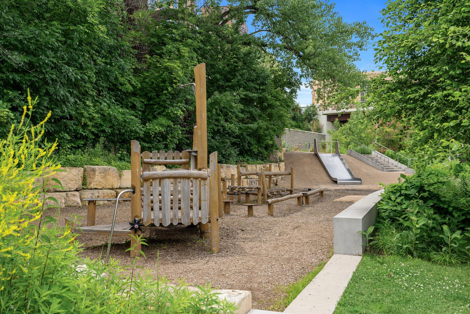 View of Residential at 250 Park Avenue #215, Minneapolis MN 55415, Minneapolis (85 of 96) - Mike Wilen | Minnesota Team Real Estate