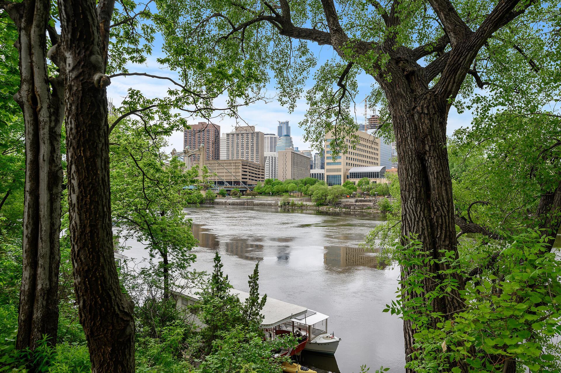 View of Residential at 250 Park Avenue #215, Minneapolis MN 55415, Minneapolis (60 of 96) - Mike Wilen | Minnesota Team Real Estate