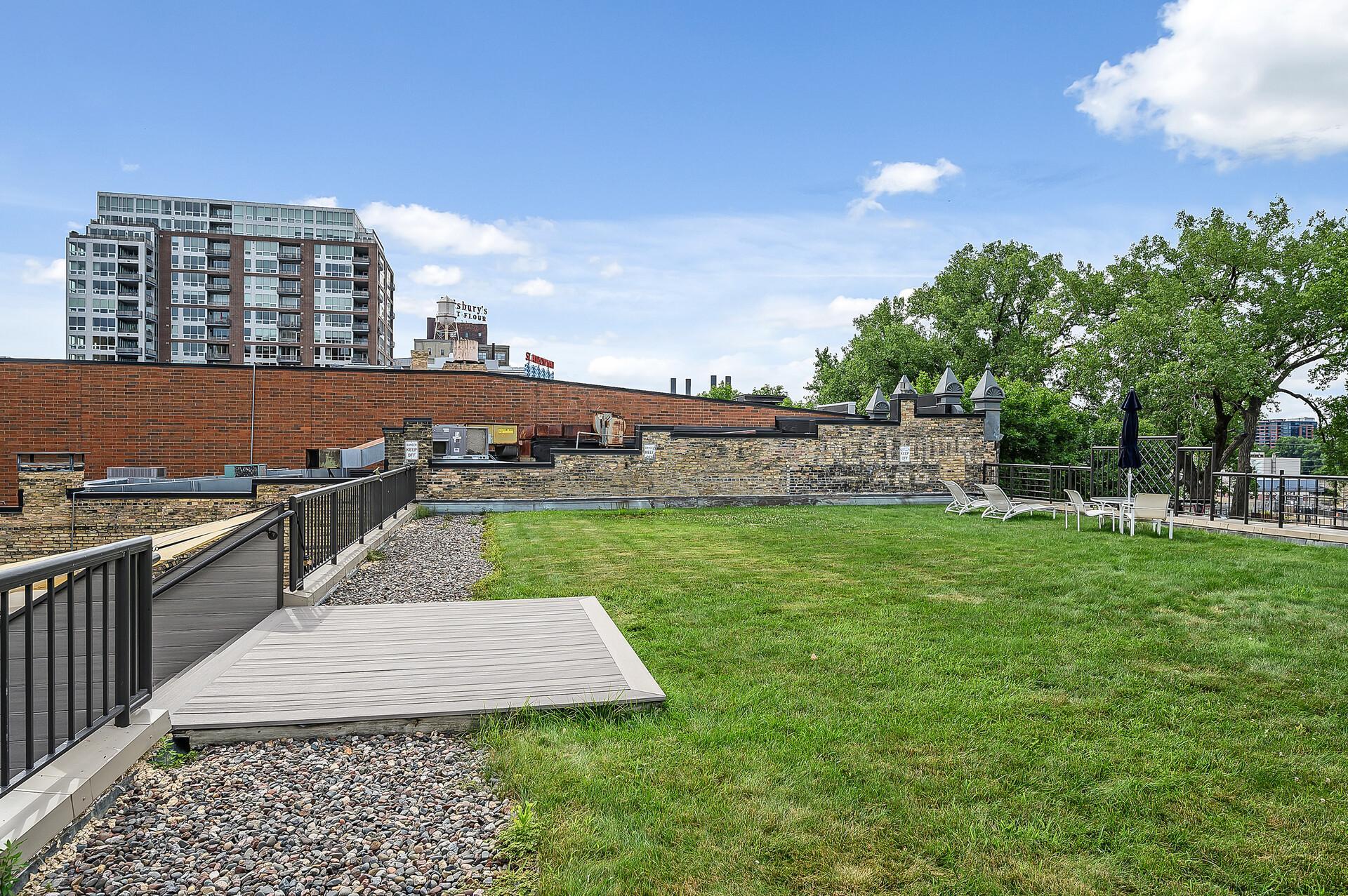 View of Residential at 250 Park Avenue #215, Minneapolis MN 55415, Minneapolis (48 of 96) - Mike Wilen | Minnesota Team Real Estate