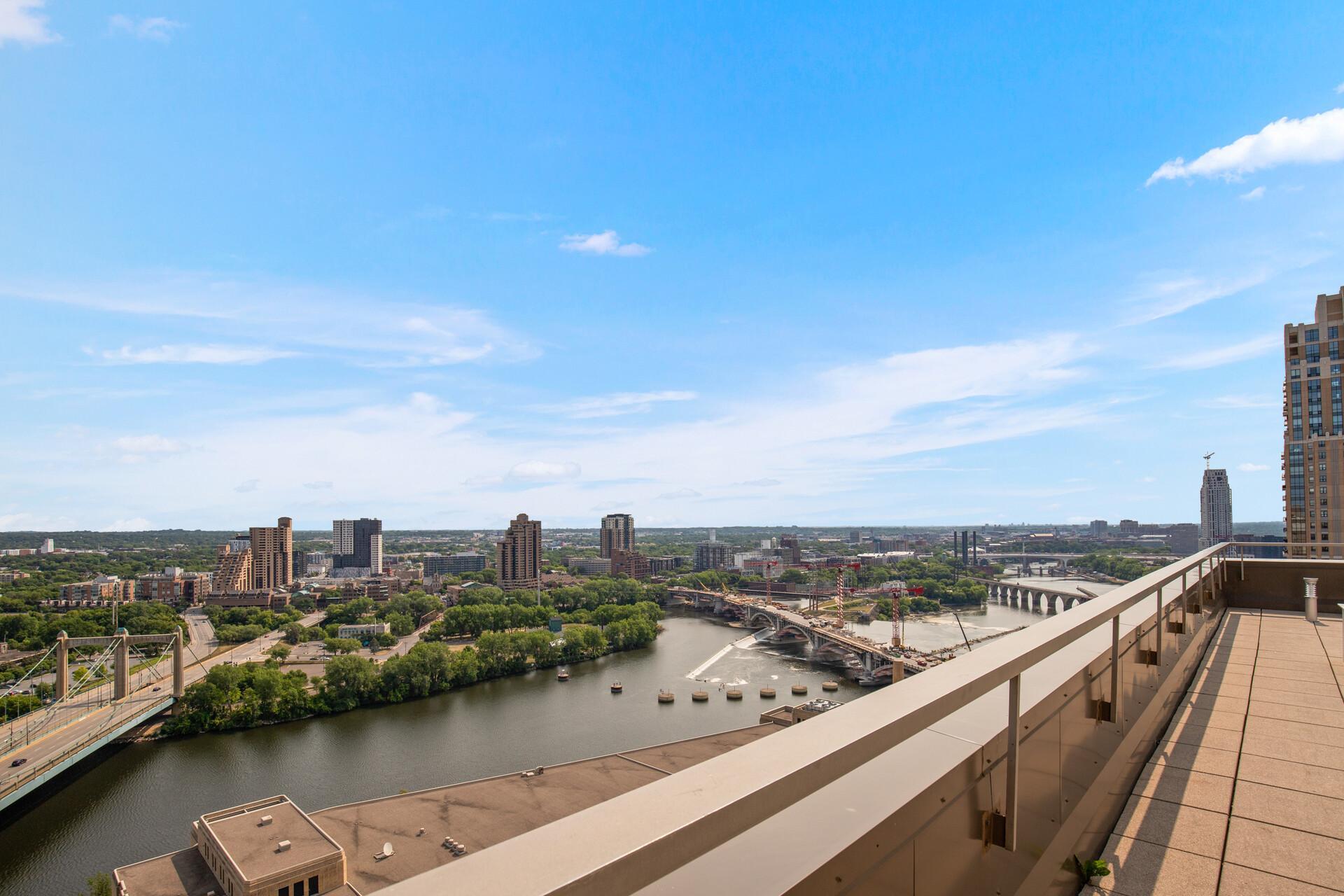 View of Residential at 250 Park Avenue #215, Minneapolis MN 55415, Minneapolis (34 of 96) - Mike Wilen | Minnesota Team Real Estate