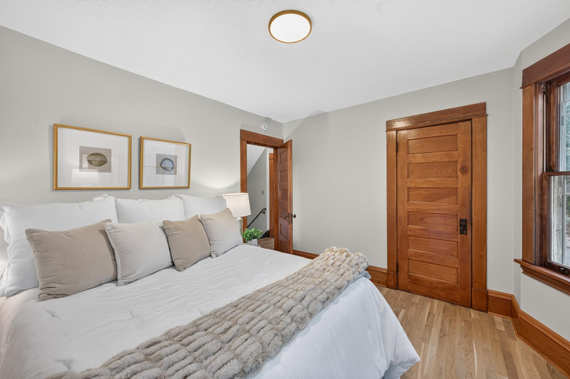 View of Residential at 1650 Hague Avenue, Saint Paul MN 55104, Saint Paul (7 of 42) - Mike Wilen | Minnesota Team Real Estate