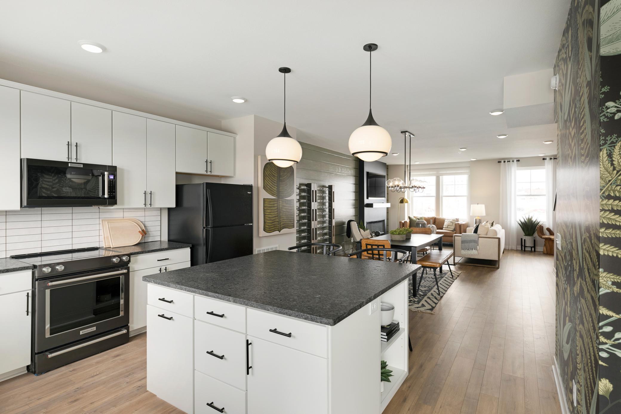 View of Residential at 855 Woodlawn Avenue #D, Saint Paul MN 55116, Saint Paul (13 of 36) - Mike Wilen | Minnesota Team Real Estate