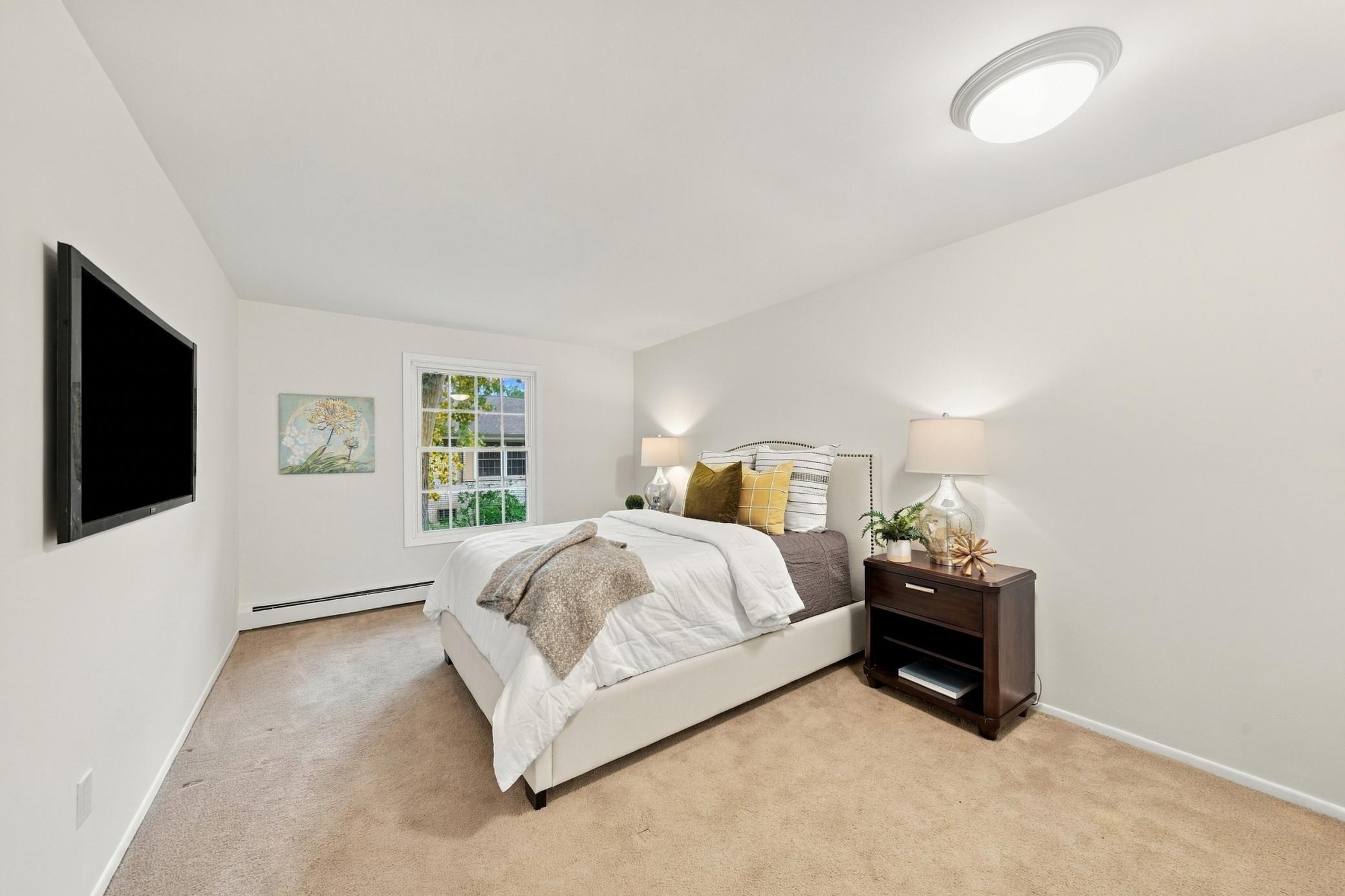 View of Residential at 4548 Cedar Lake Road #6, Saint Louis Park MN 55416, Saint Louis Park (18 of 21) - Mike Wilen | Minnesota Team Real Estate