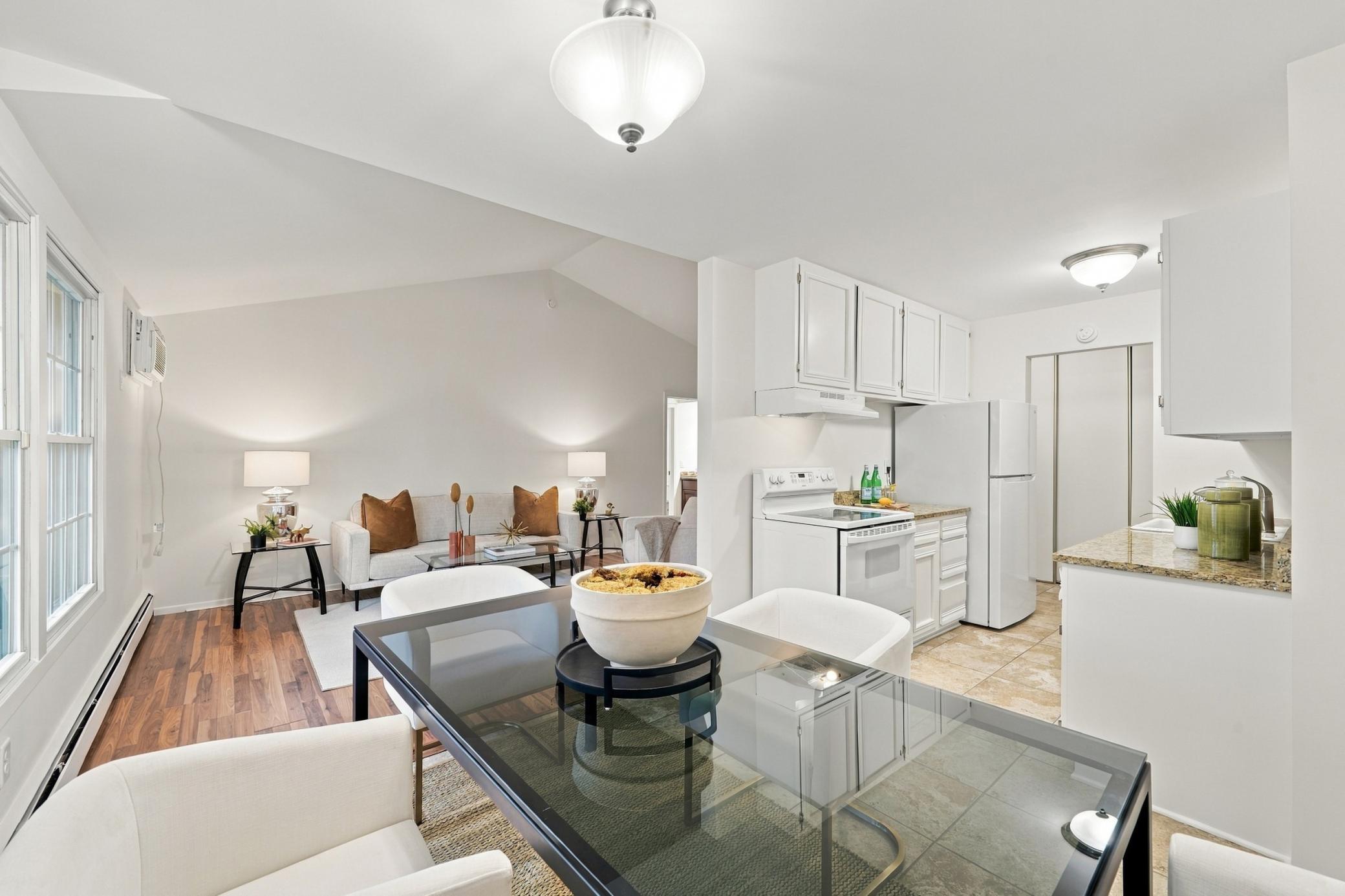 View of Residential at 4548 Cedar Lake Road #6, Saint Louis Park MN 55416, Saint Louis Park (12 of 21) - Mike Wilen | Minnesota Team Real Estate
