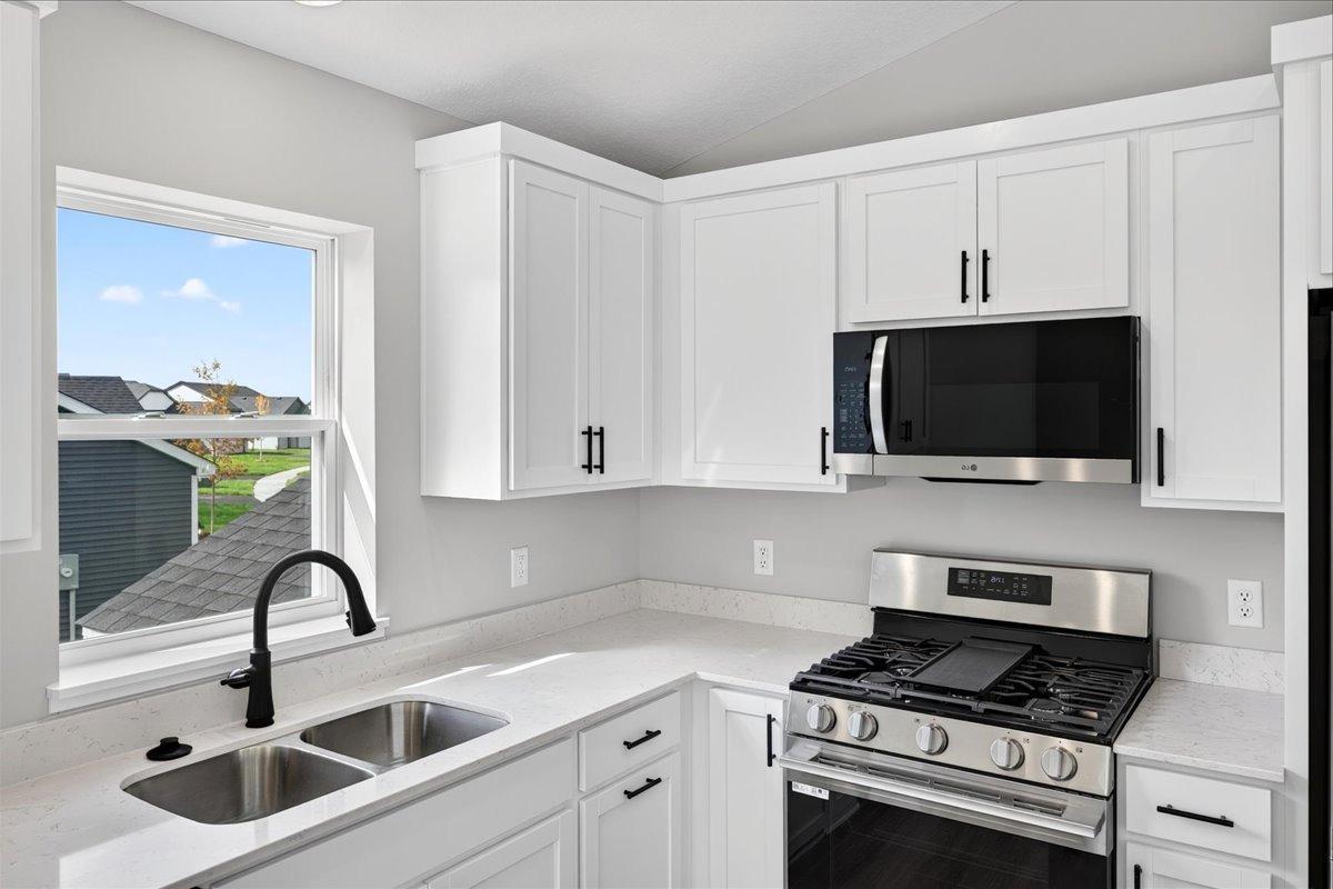 View of Residential at 37546 Greenway Avenue, North Branch MN 55056, North Branch (8 of 26) - Mike Wilen | Minnesota Team Real Estate