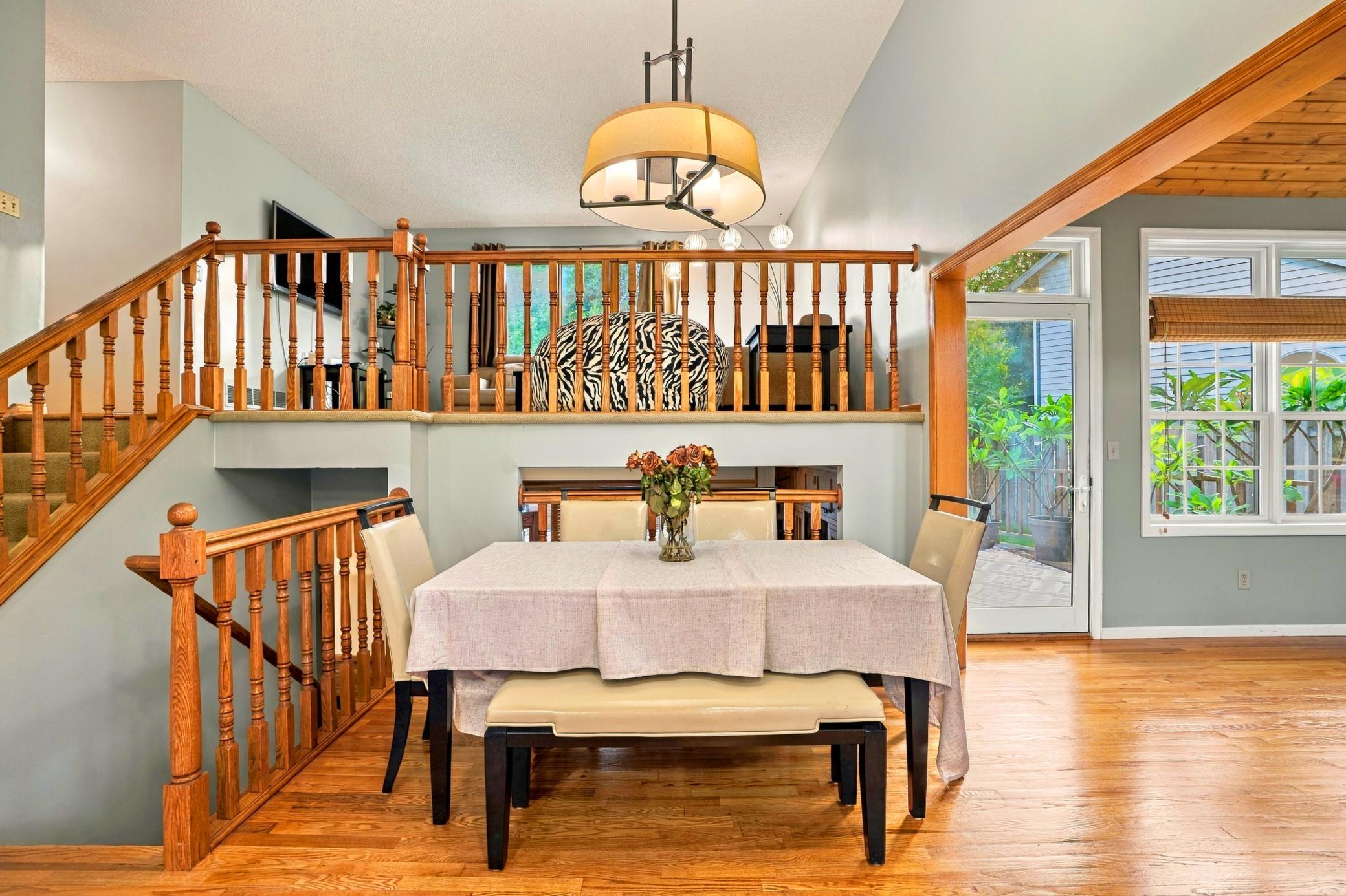 View of Residential at 915 Ferndale Avenue, Maplewood MN 55119, Maplewood (4 of 21) - Mike Wilen | Minnesota Team Real Estate