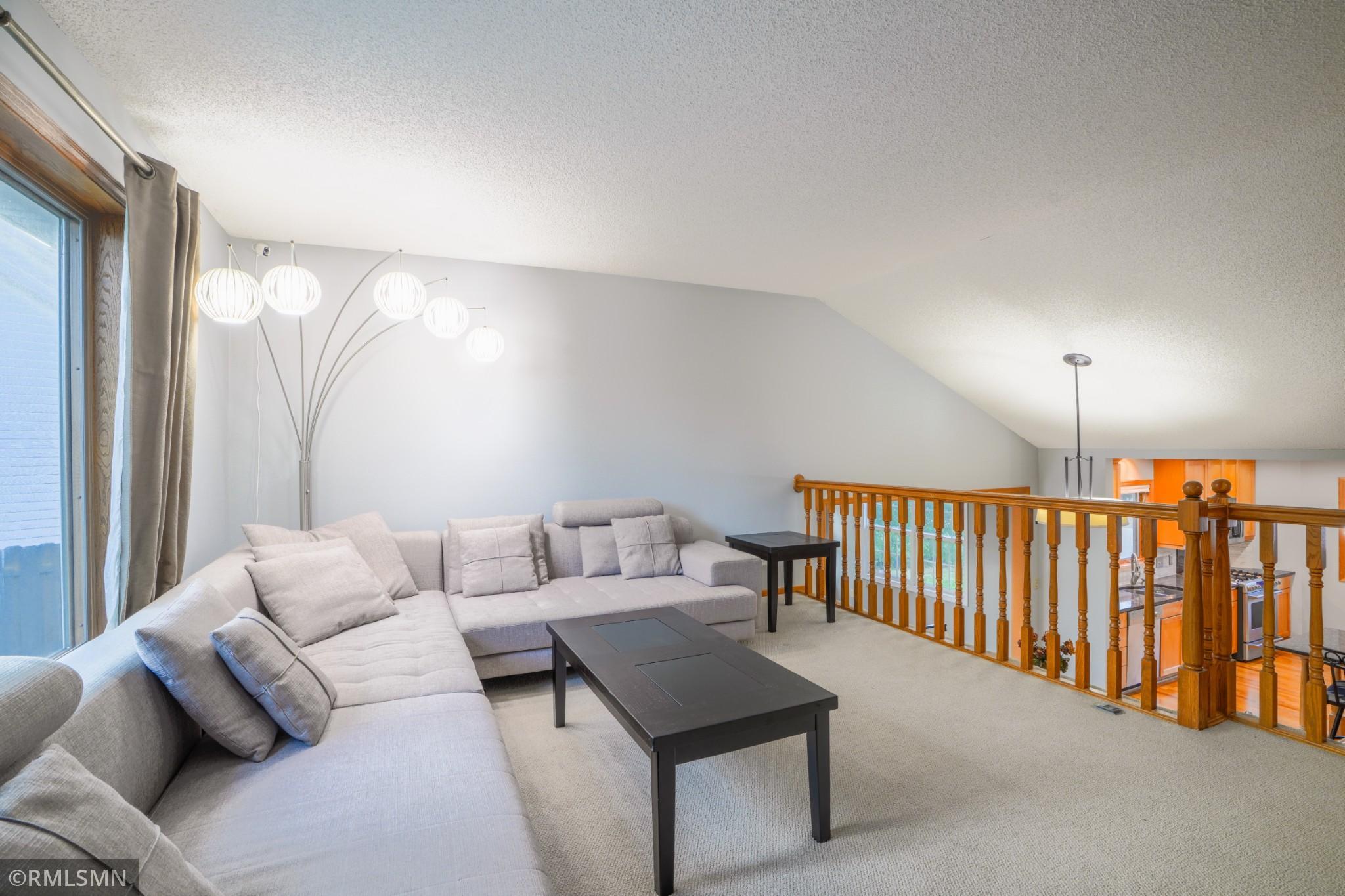 View of Residential at 915 Ferndale Avenue, Maplewood MN 55119, Maplewood (14 of 21) - Mike Wilen | Minnesota Team Real Estate