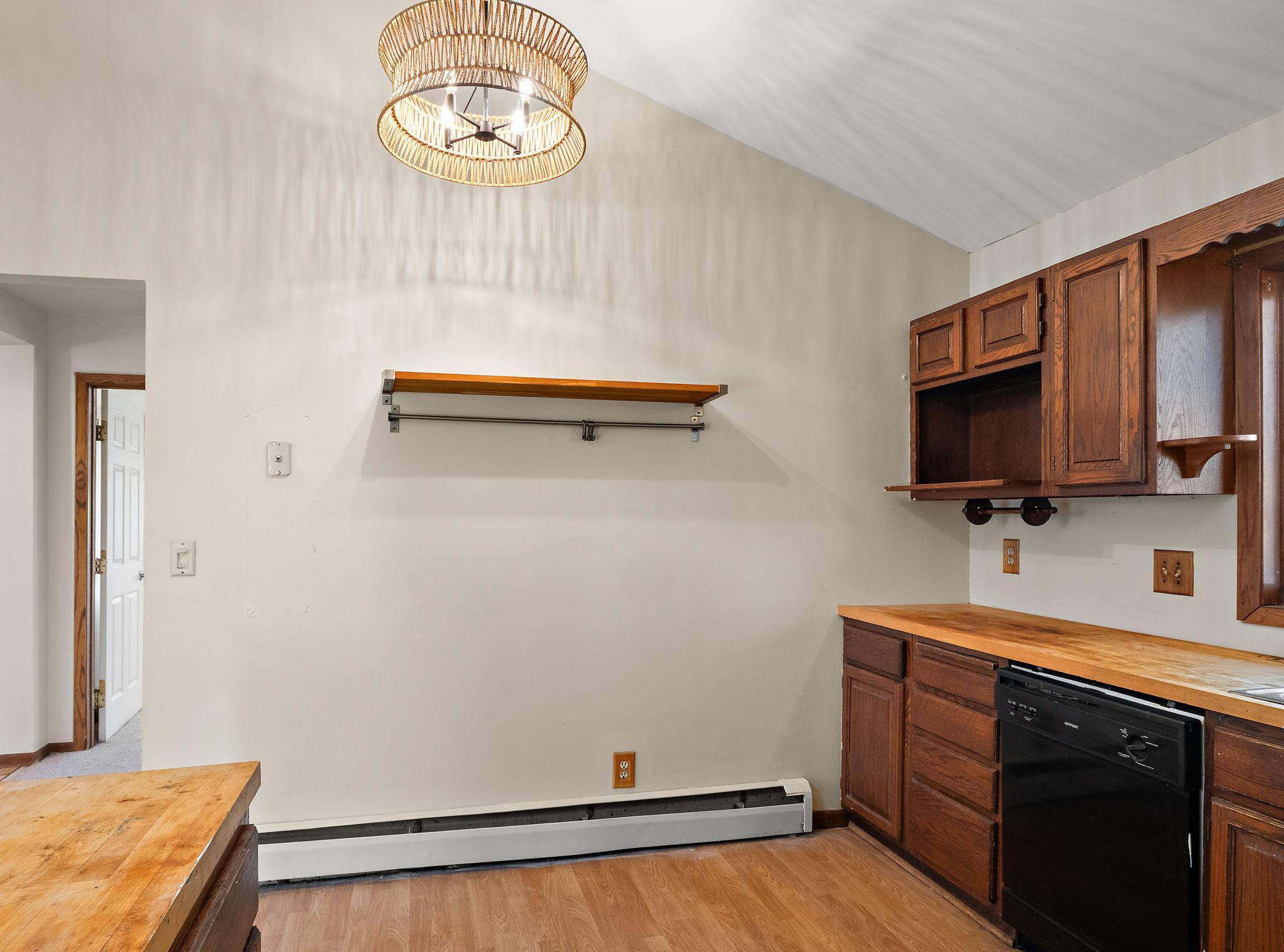 View of Residential at 1267 Scheffer Avenue, Saint Paul MN 55116, Saint Paul (15 of 21) - Mike Wilen | Minnesota Team Real Estate
