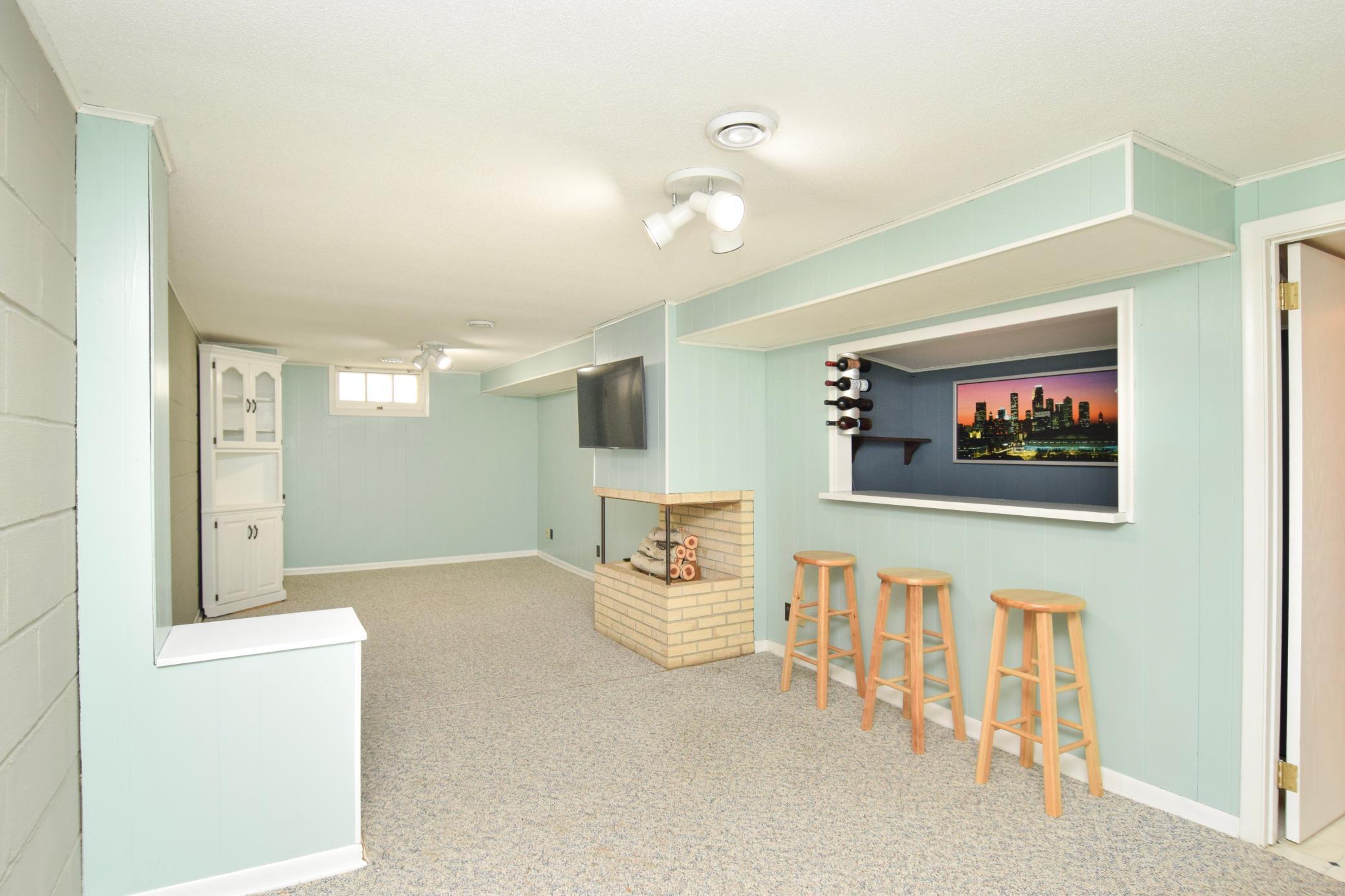 View of Residential at 2123 Fairway Drive, Columbia Heights MN 55421, Columbia Heights (27 of 35) - Mike Wilen | Minnesota Team Real Estate