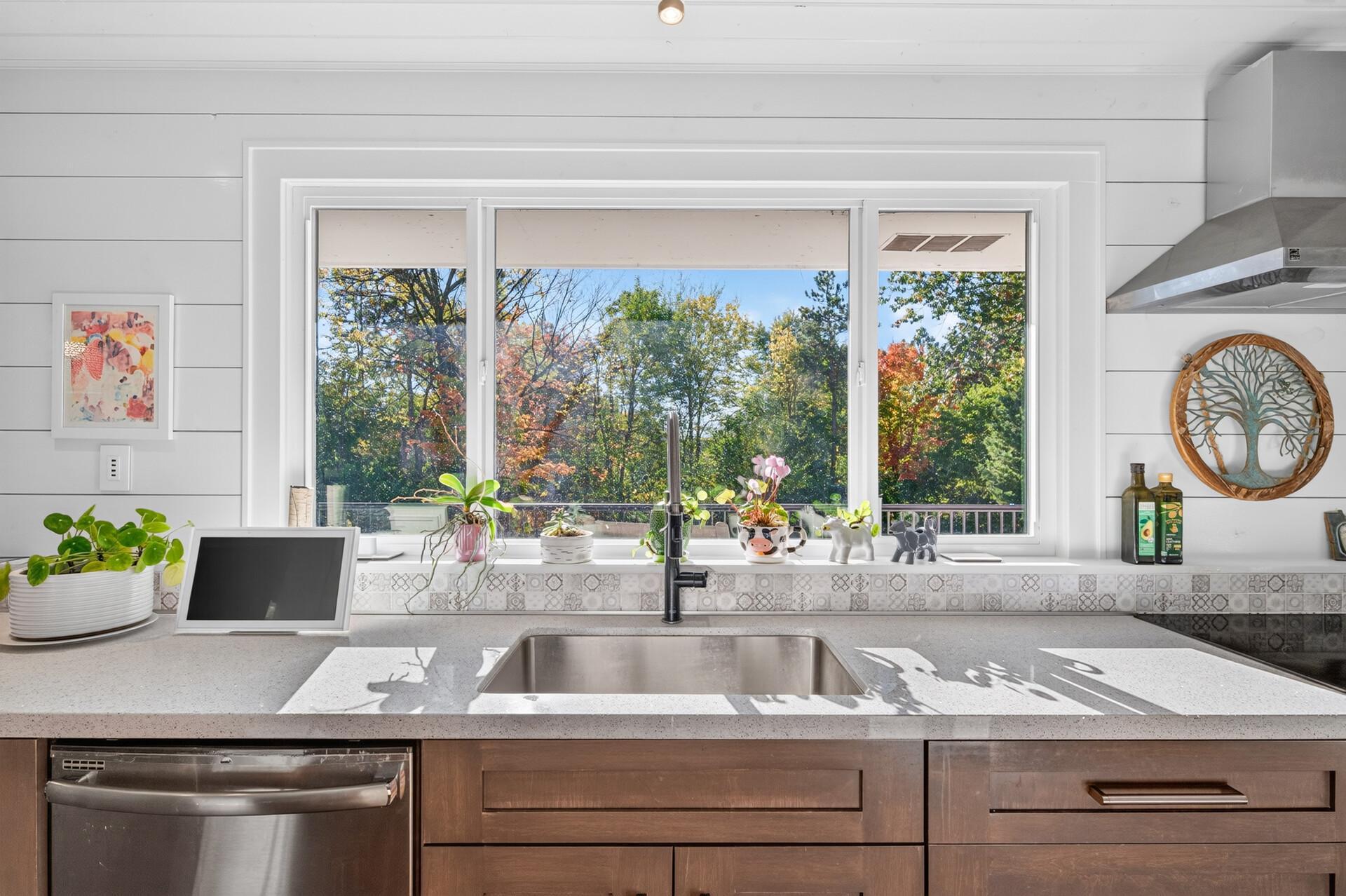 View of Residential at 9812 Dellridge Road, Bloomington MN 55425, Bloomington (11 of 54) - Mike Wilen | Minnesota Team Real Estate
