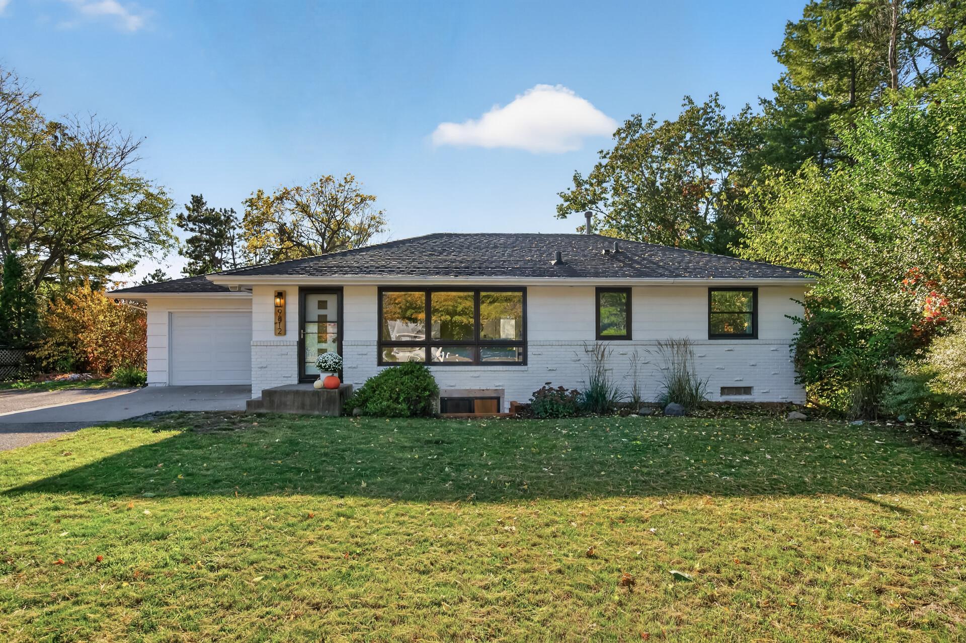 View of Residential at 9812 Dellridge Road, Bloomington MN 55425, Bloomington (53 of 54) - Mike Wilen | Minnesota Team Real Estate