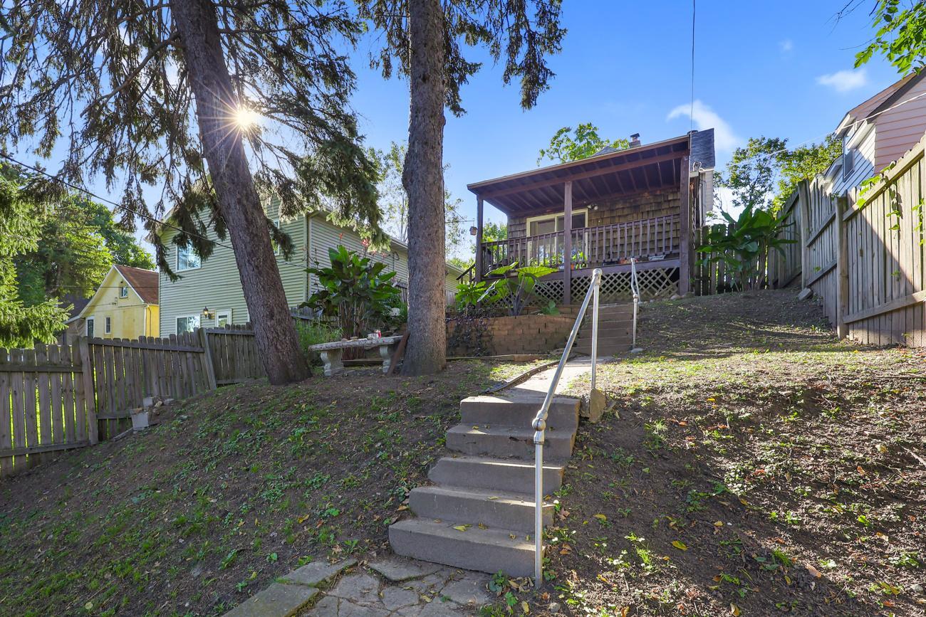 View of Residential at 277 Morton Street, Saint Paul MN 55107, Saint Paul (24 of 27) - Mike Wilen | Minnesota Team Real Estate