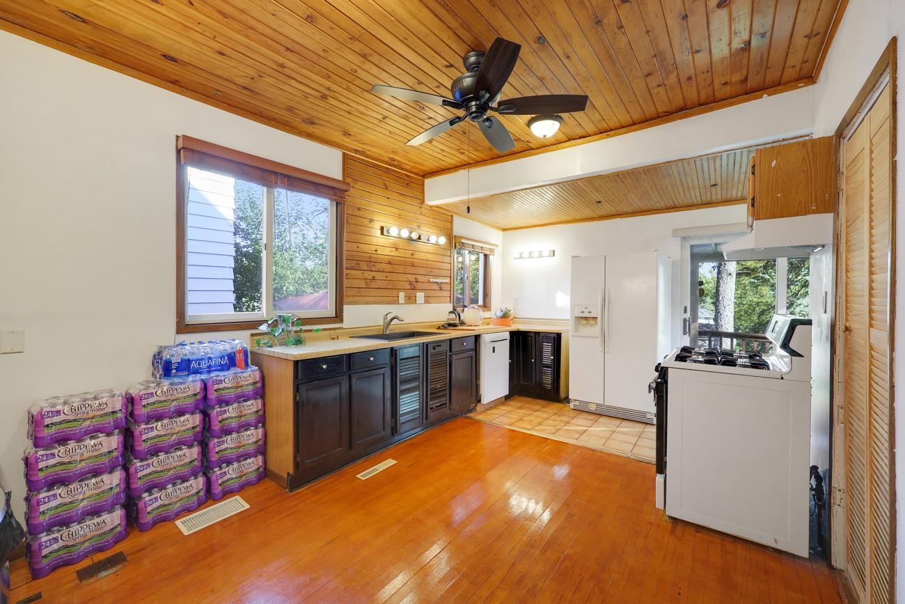 View of Residential at 277 Morton Street, Saint Paul MN 55107, Saint Paul (8 of 27) - Mike Wilen | Minnesota Team Real Estate