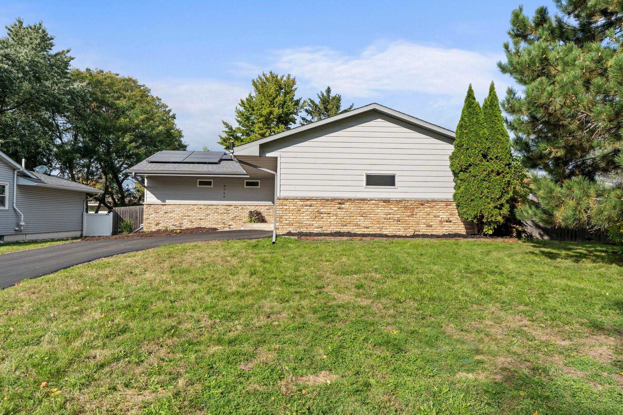 View of Residential at 8700 40th Avenue, New Hope MN 55427, New Hope (47 of 49) - Mike Wilen | Minnesota Team Real Estate