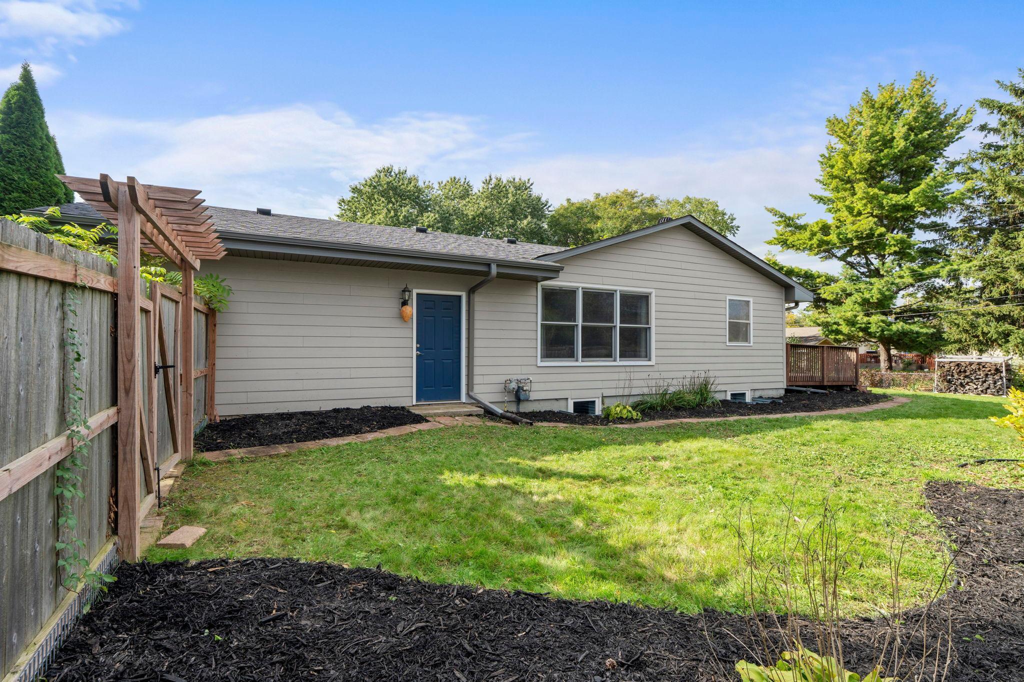 View of Residential at 8700 40th Avenue, New Hope MN 55427, New Hope (36 of 49) - Mike Wilen | Minnesota Team Real Estate