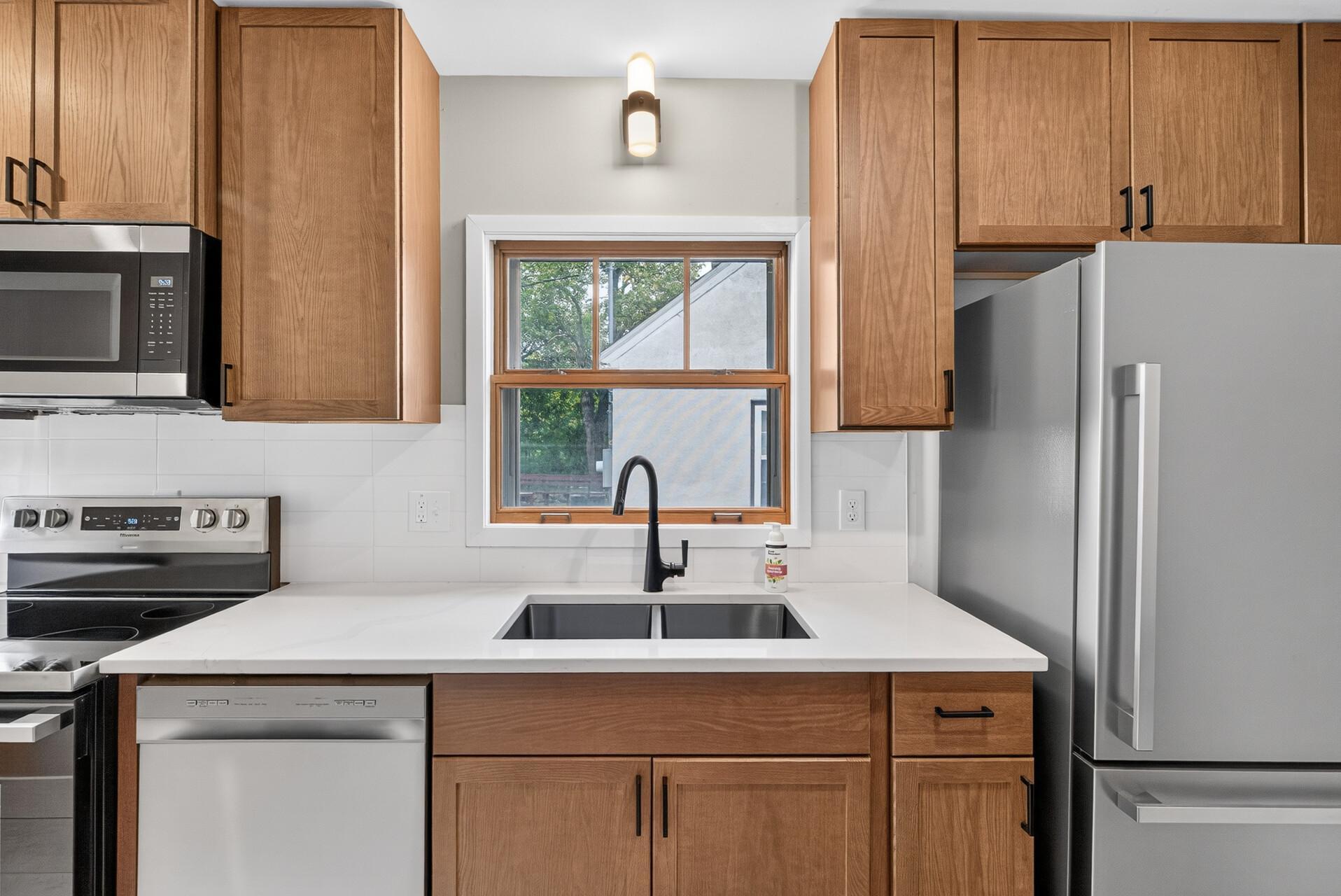 View of Residential at 5729 43rd Avenue, Minneapolis MN 55417, Minneapolis (6 of 11) - Mike Wilen | Minnesota Team Real Estate