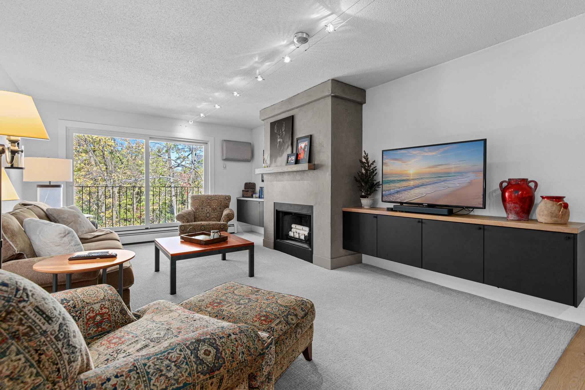 View of Residential at 205 Barry Avenue #311, Wayzata MN 55391, Wayzata (8 of 33) - Mike Wilen | Minnesota Team Real Estate