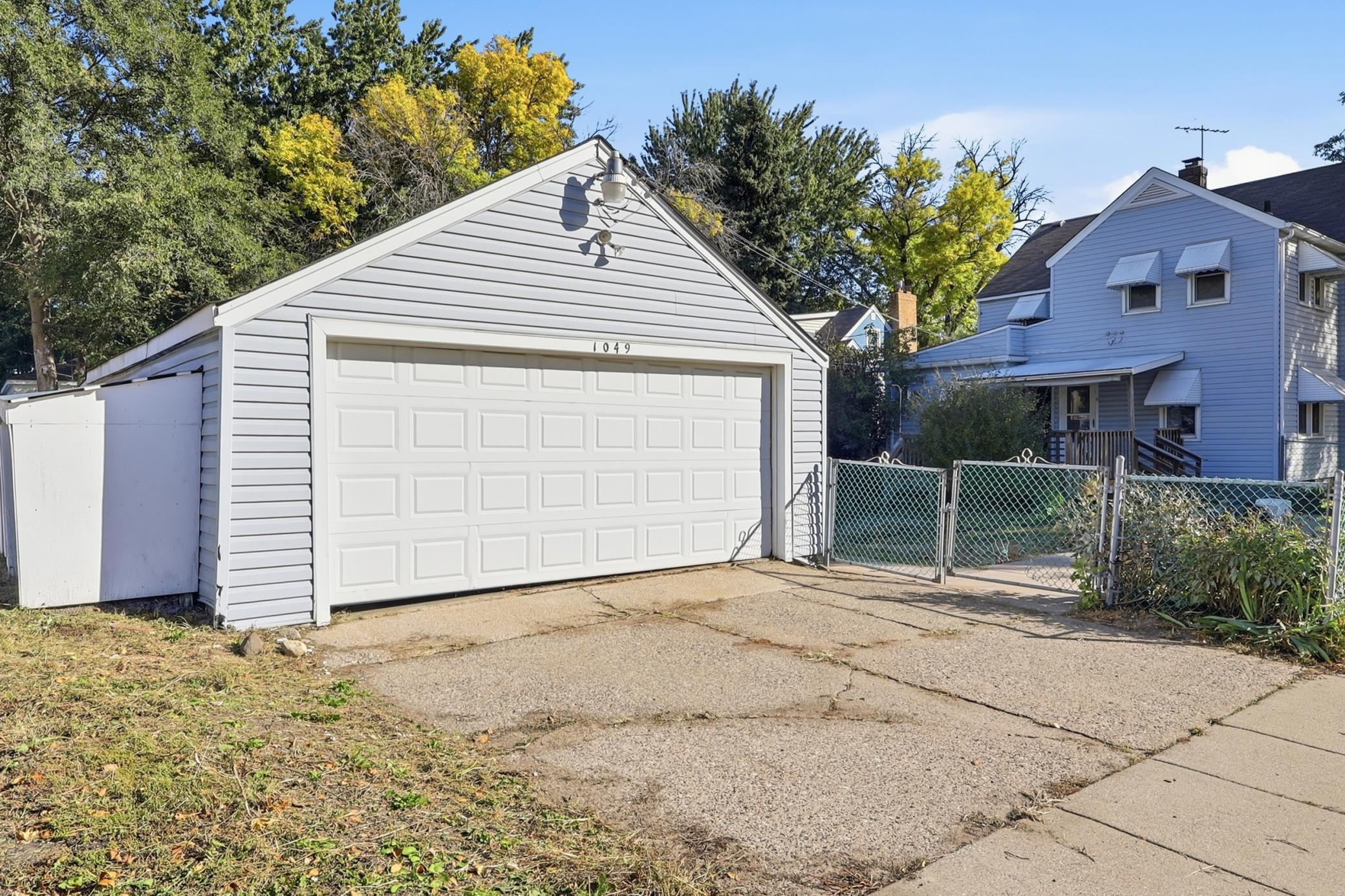 View of Residential Income at 1049 Gorman Avenue, West Saint Paul MN 55118, West Saint Paul (34 of 35) - Mike Wilen | Minnesota Team Real Estate