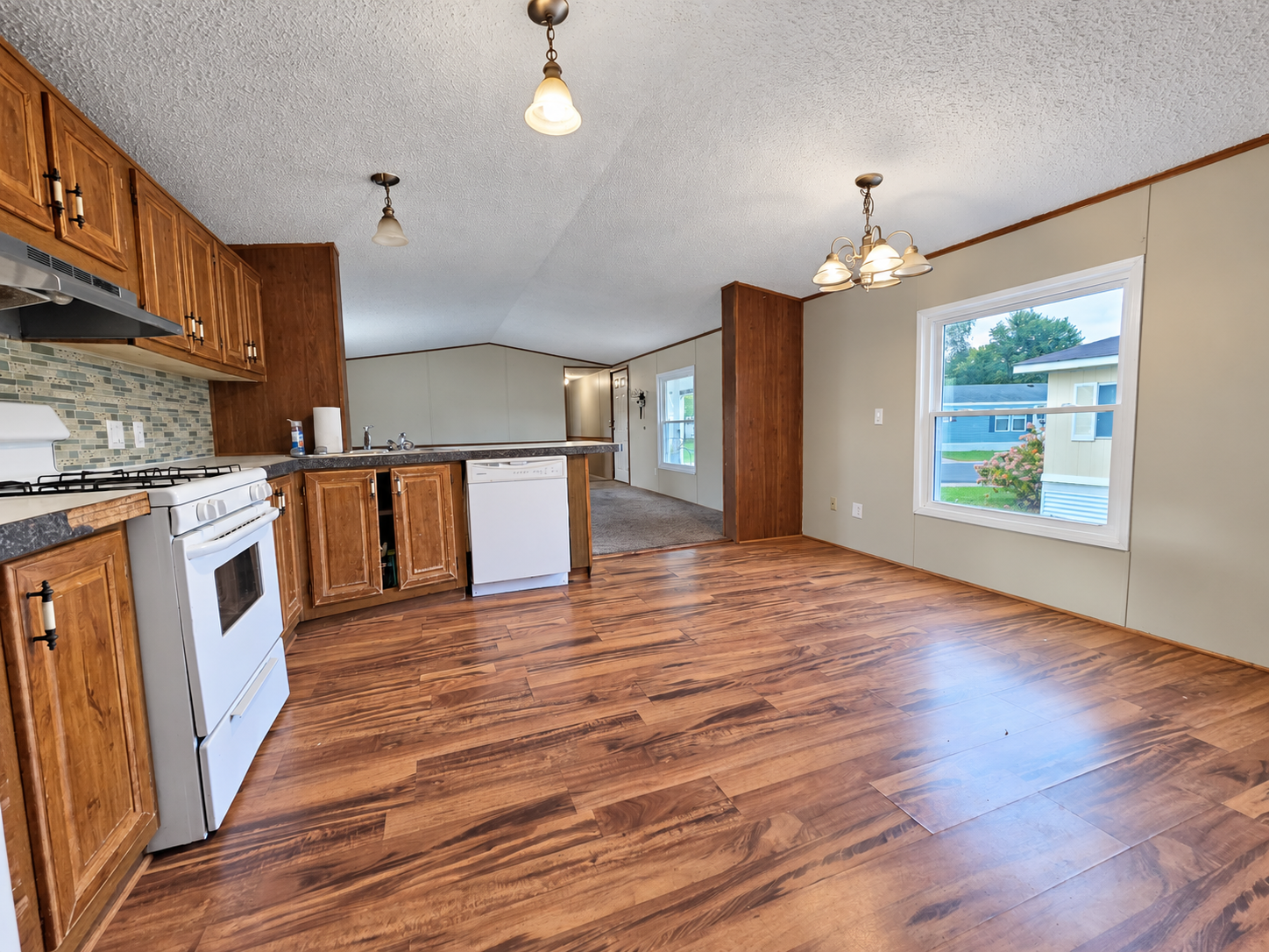 View of Residential at 1313 104th Way, Blaine MN 55434, Blaine (7 of 19) - Mike Wilen | Minnesota Team Real Estate
