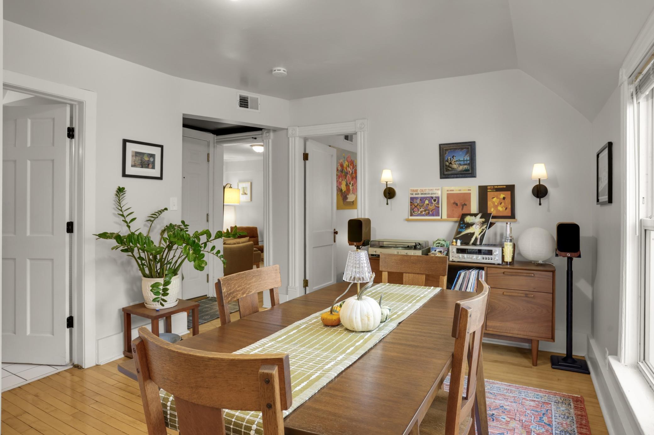 View of Residential Income at 1513 Washington Street, Minneapolis MN 55413, Minneapolis (23 of 56) - Mike Wilen | Minnesota Team Real Estate