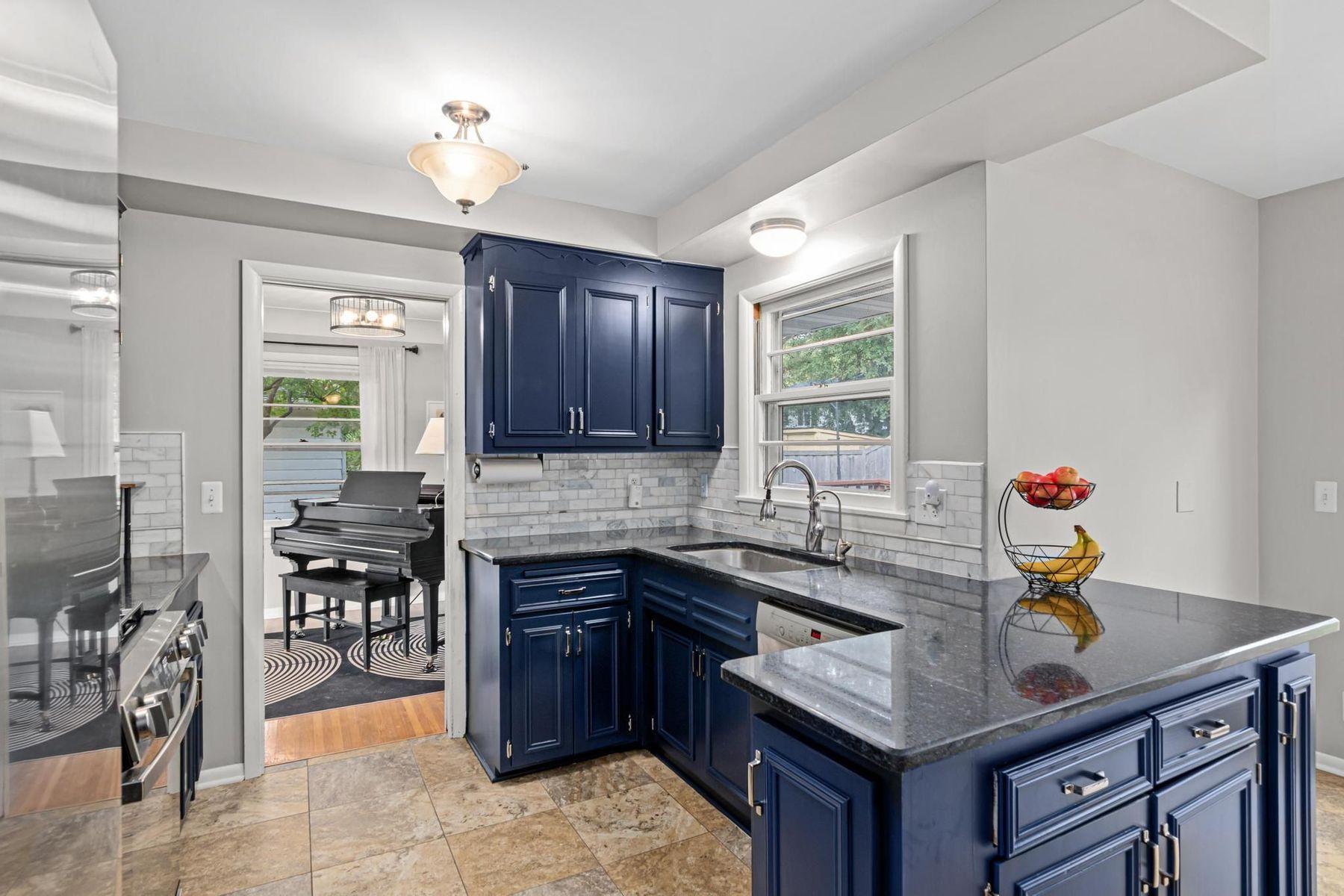 View of Residential at 5024 70th Street, Edina MN 55439, Edina (10 of 33) - Mike Wilen | Minnesota Team Real Estate