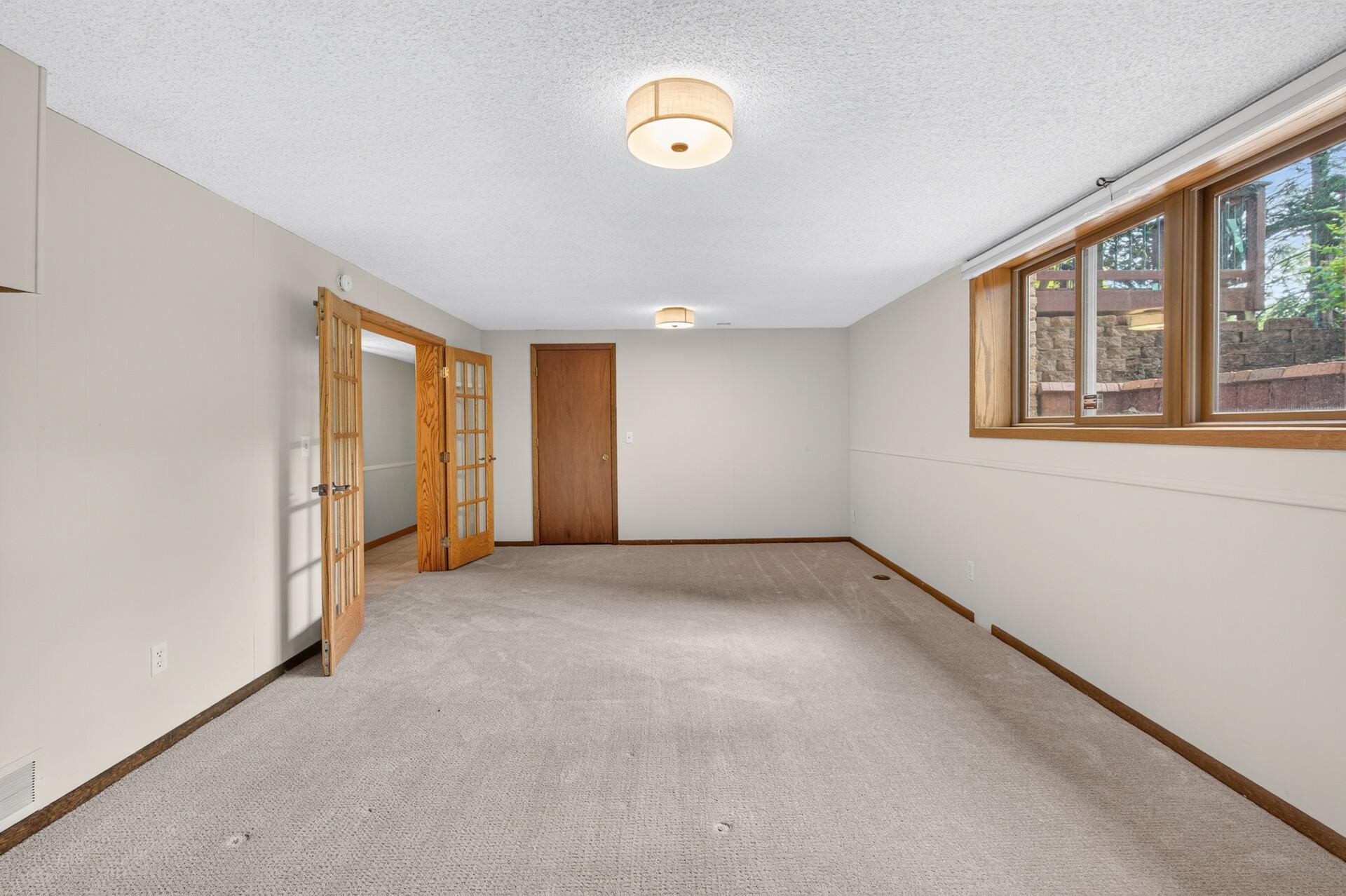 View of Residential at 12760 Roberts Drive, Eden Prairie MN 55346, Eden Prairie (32 of 52) - Mike Wilen | Minnesota Team Real Estate